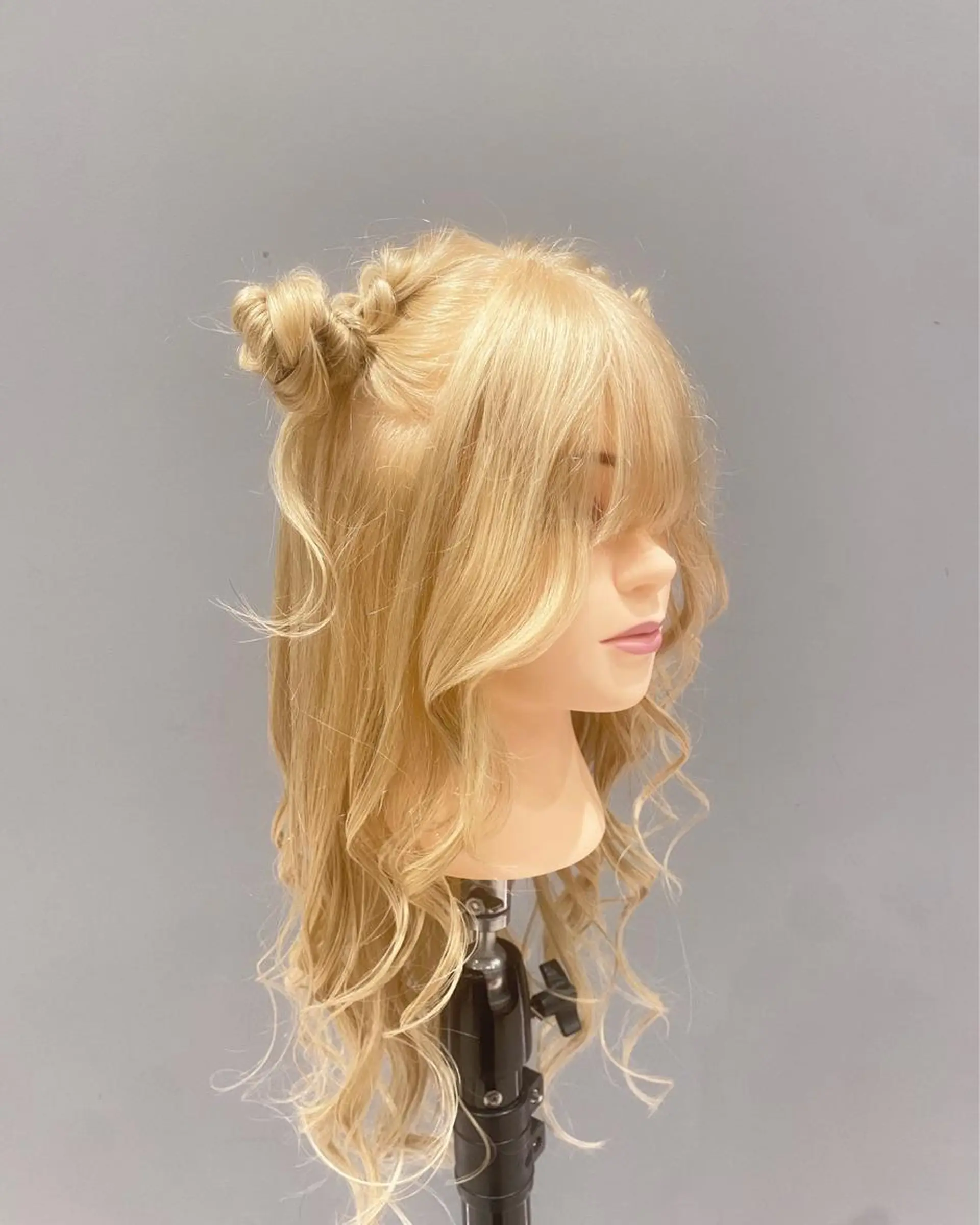 セミロング カラー パーマ ヘアアレンジ 加藤 愛実のヘアスタイル