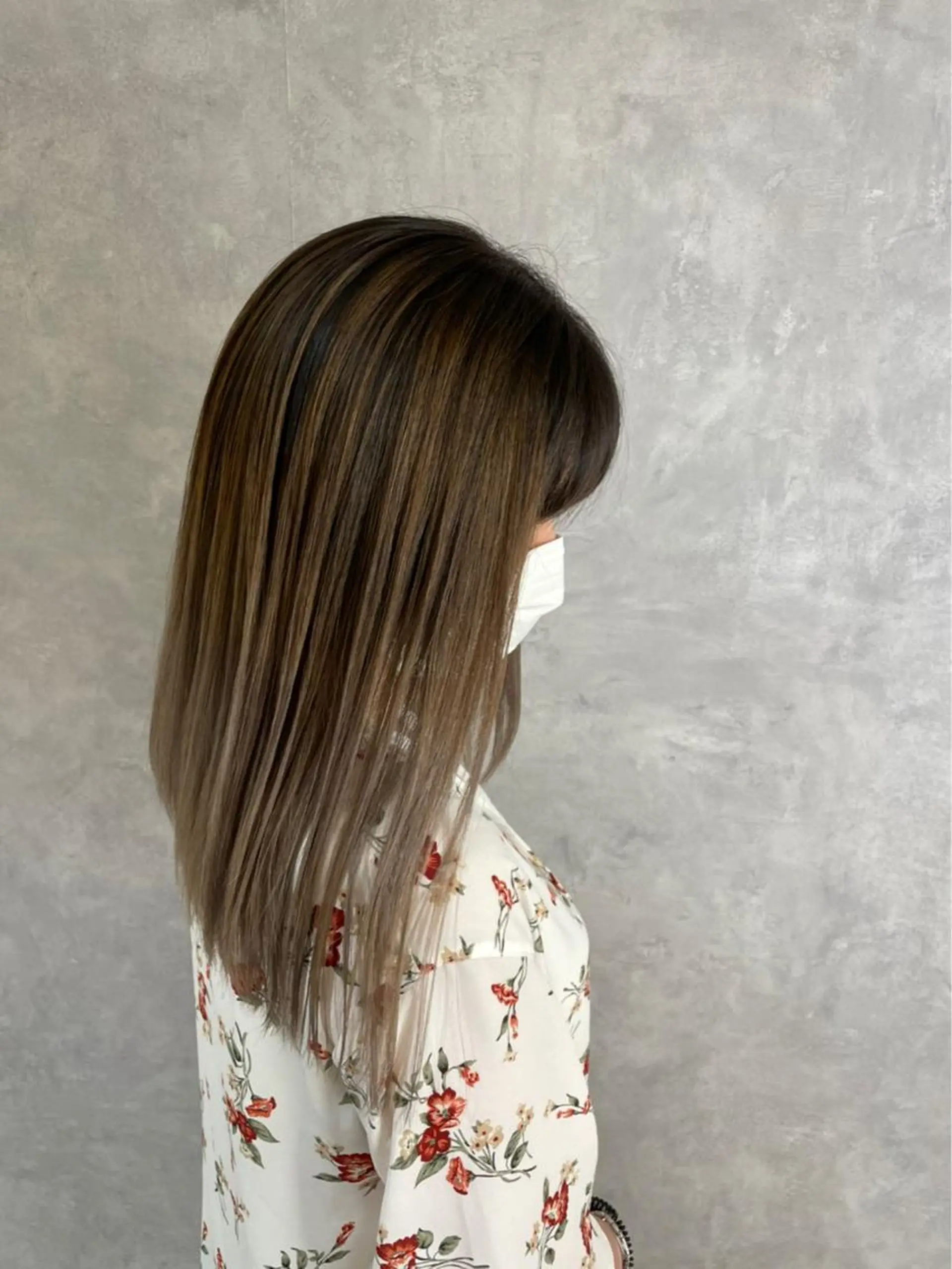 カラー 久永 菫のヘアスタイル