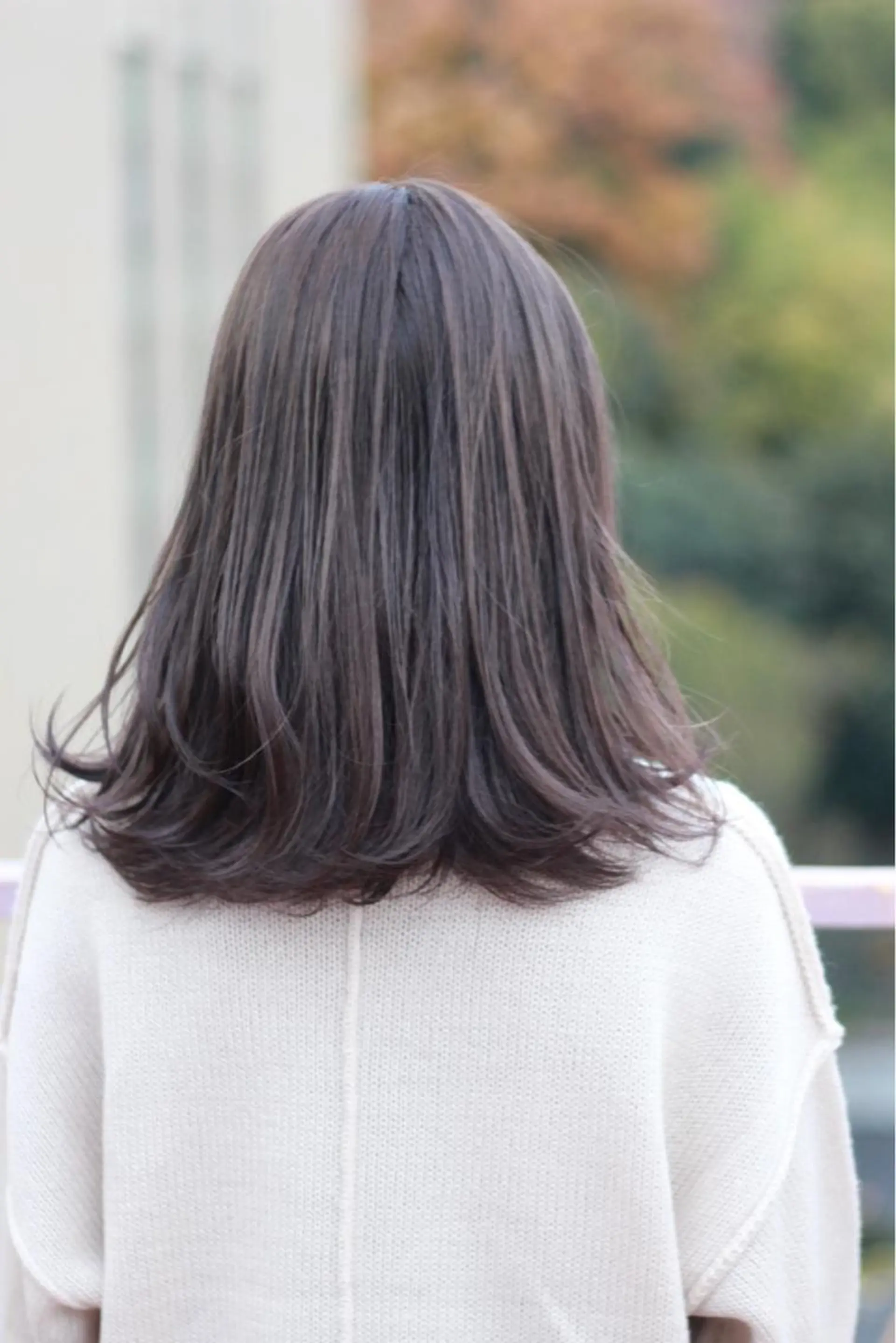 ミディアム カラー グレージュ ラベンダーカラー ラベンダーグレージュ ラベンダーグレー カット ヘアカラー Viage （ビアージュ）のヘアスタイル