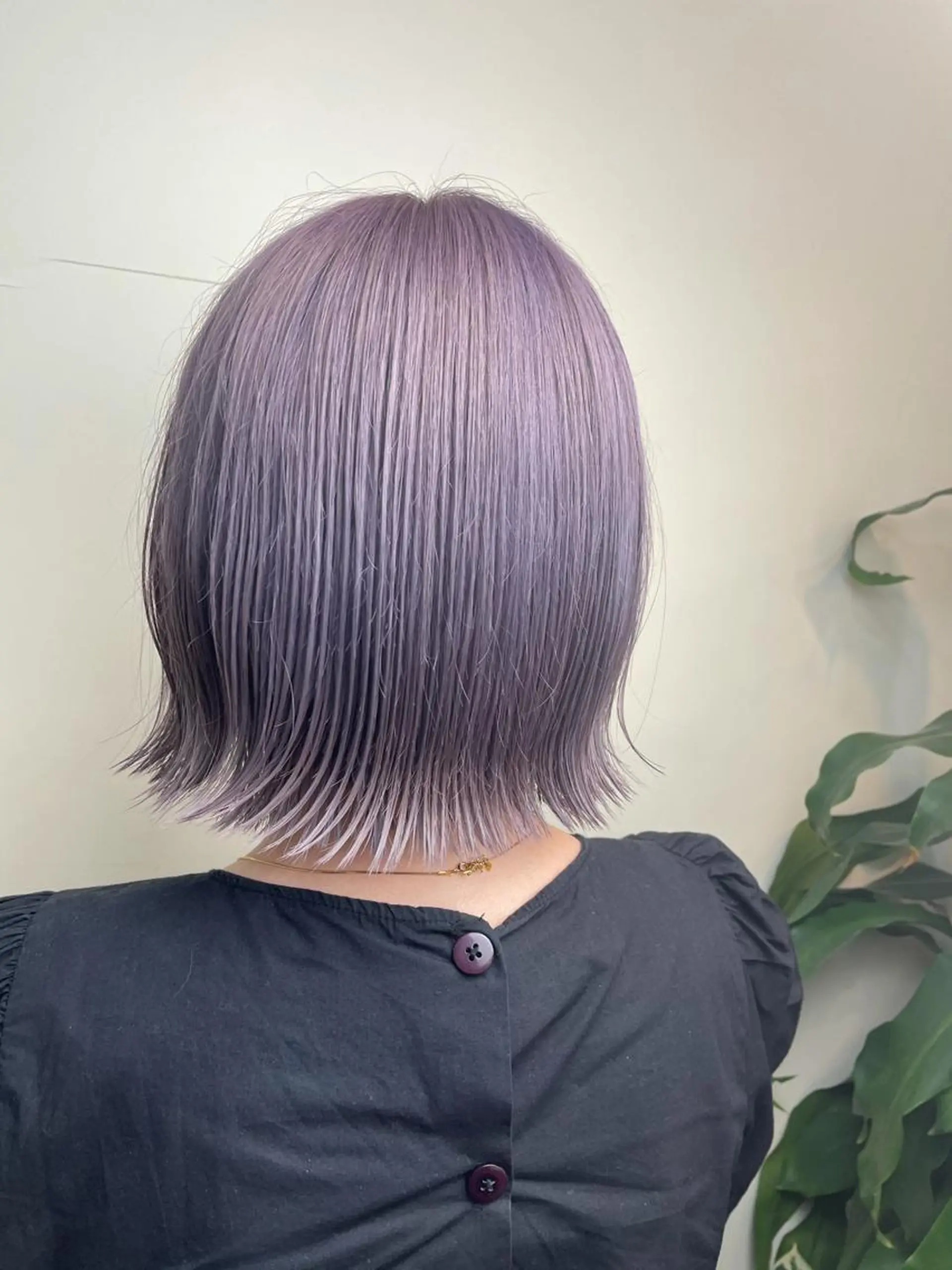 ショート カラー ラベンダーカラー シルバー WEST OLAND加藤圭介のヘアスタイル