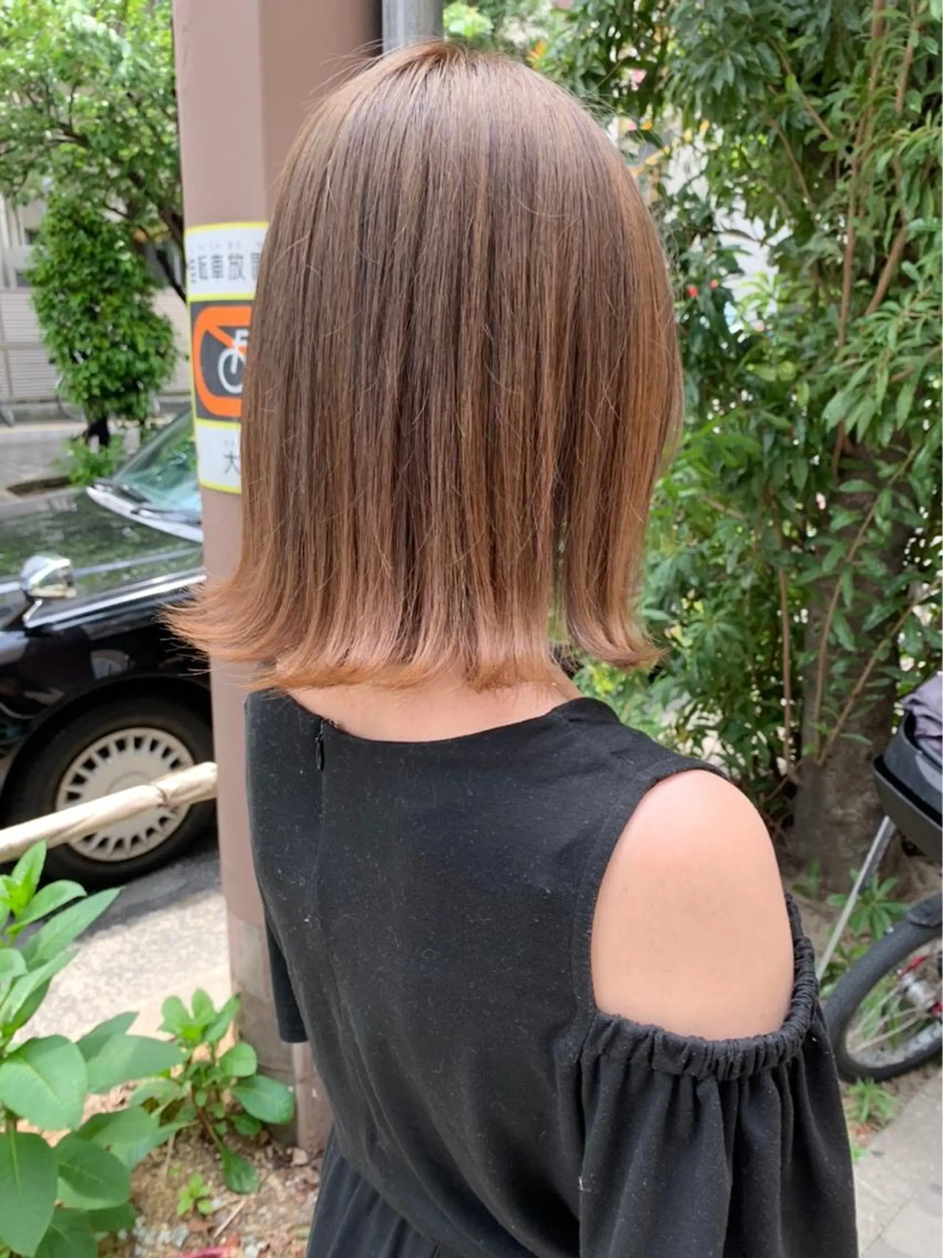 ミディアム ボブ 外ハネヘア 亀川蓮 Agu hairのヘアスタイル