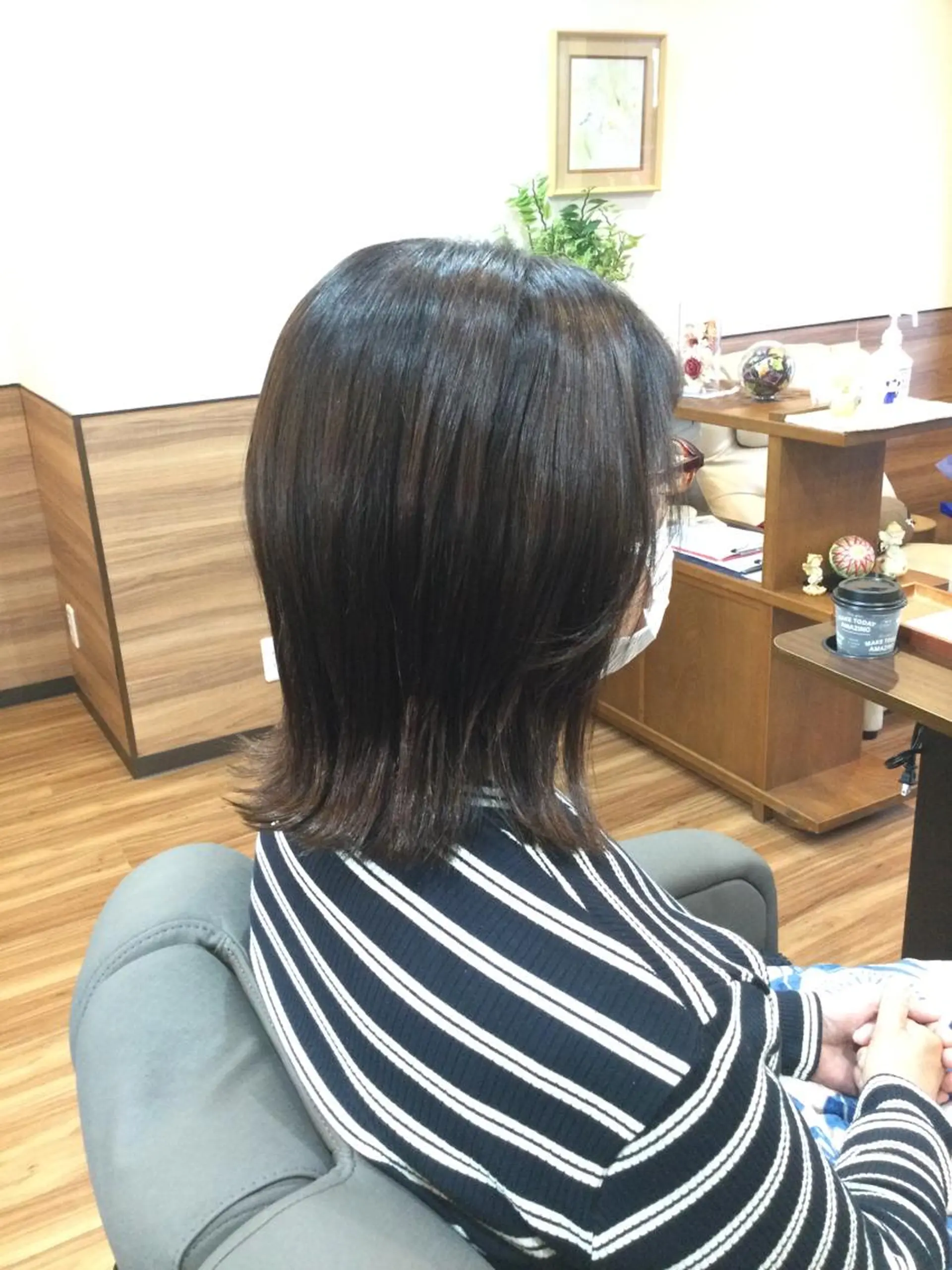 ミディアム カラー くびれヘア 外ハネヘア Annon プライベートサロンのヘアスタイル