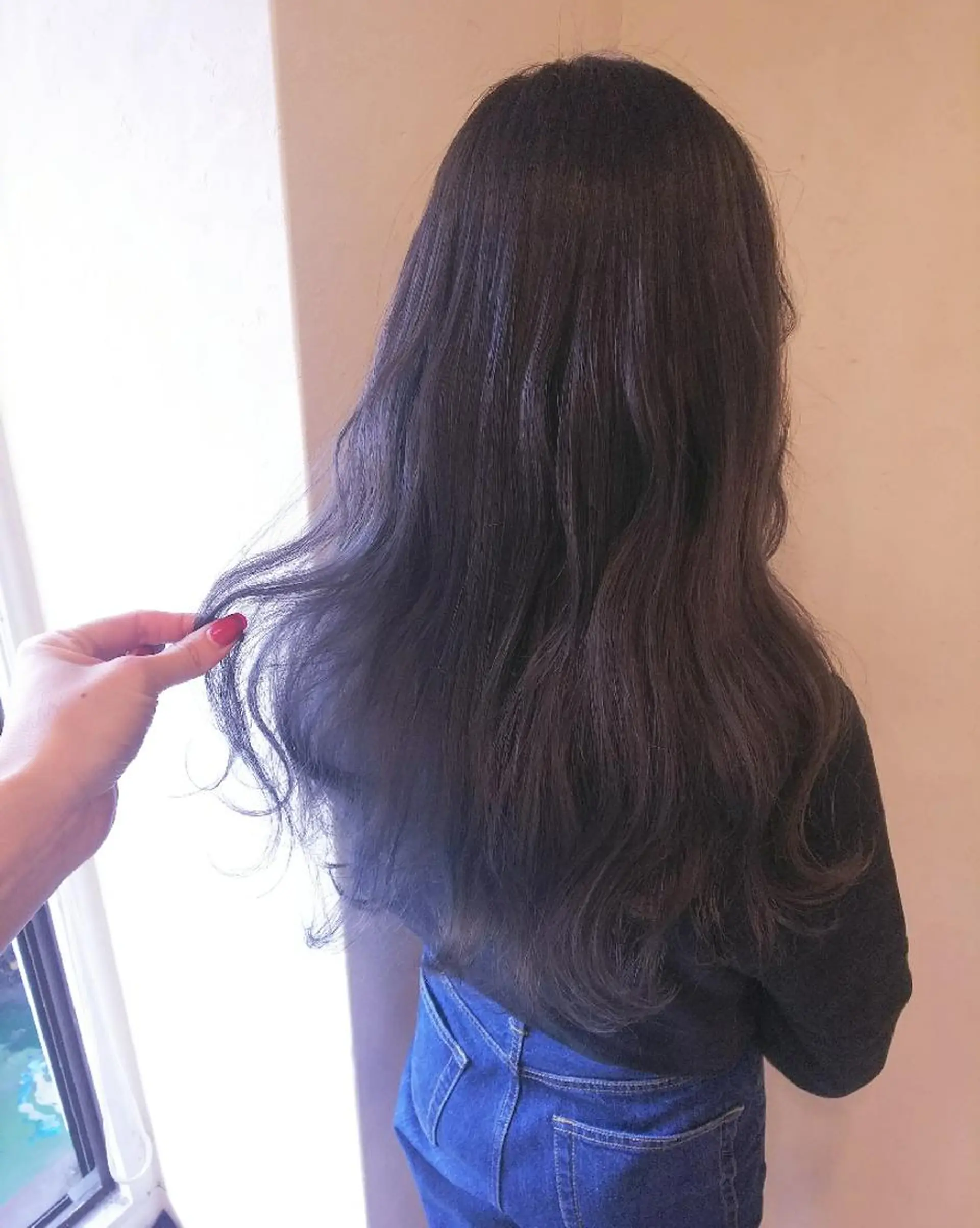 ロング カラー アッシュ ダークアッシュ JIL BLAN 京都所属・RU RIのヘアスタイル