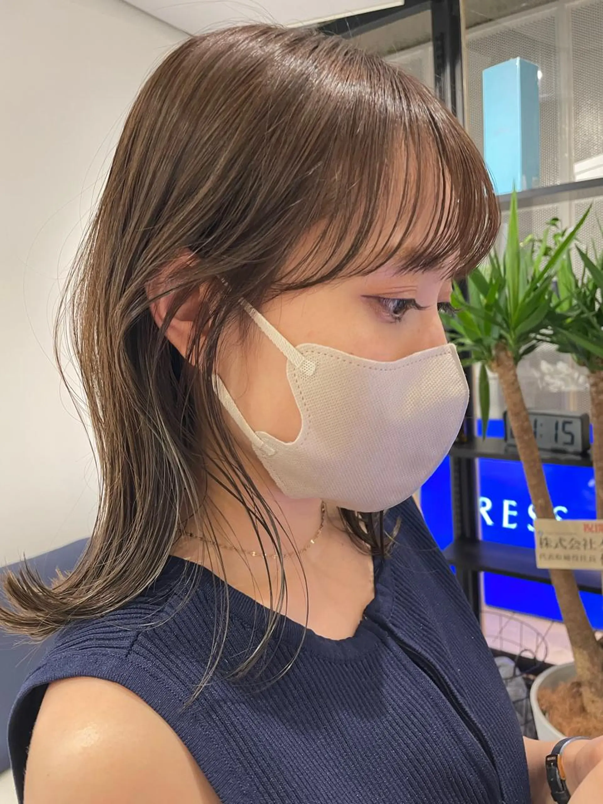 セミロング カラー 透明感カラー オリーブカラー 渋谷🌈透明感カラー レイヤー/mikuのヘアスタイル