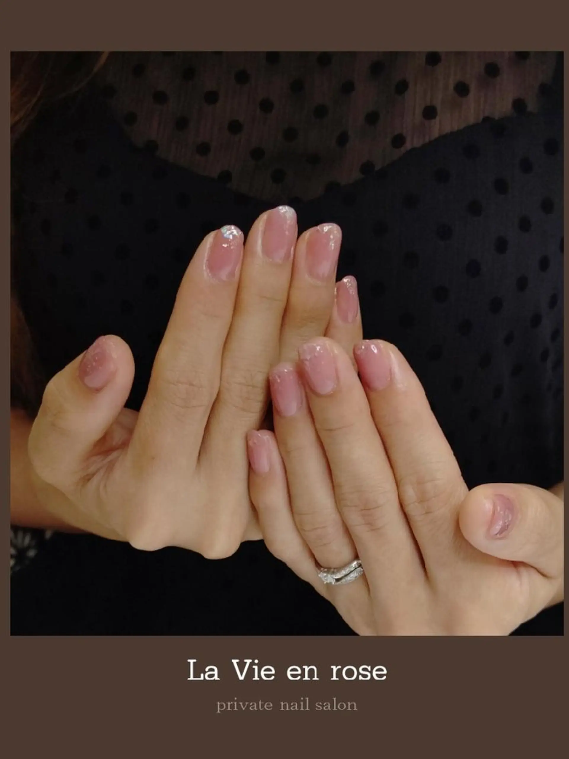 ネイル ラヴィアン ローズのネイルデザイン