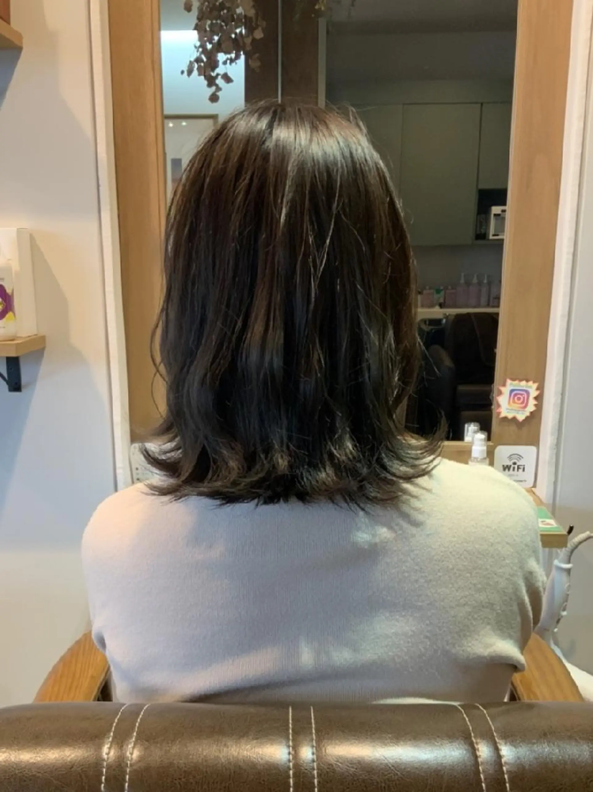 カラー アッシュ ヘアカラー トリートメント 堀 望美のヘアスタイル