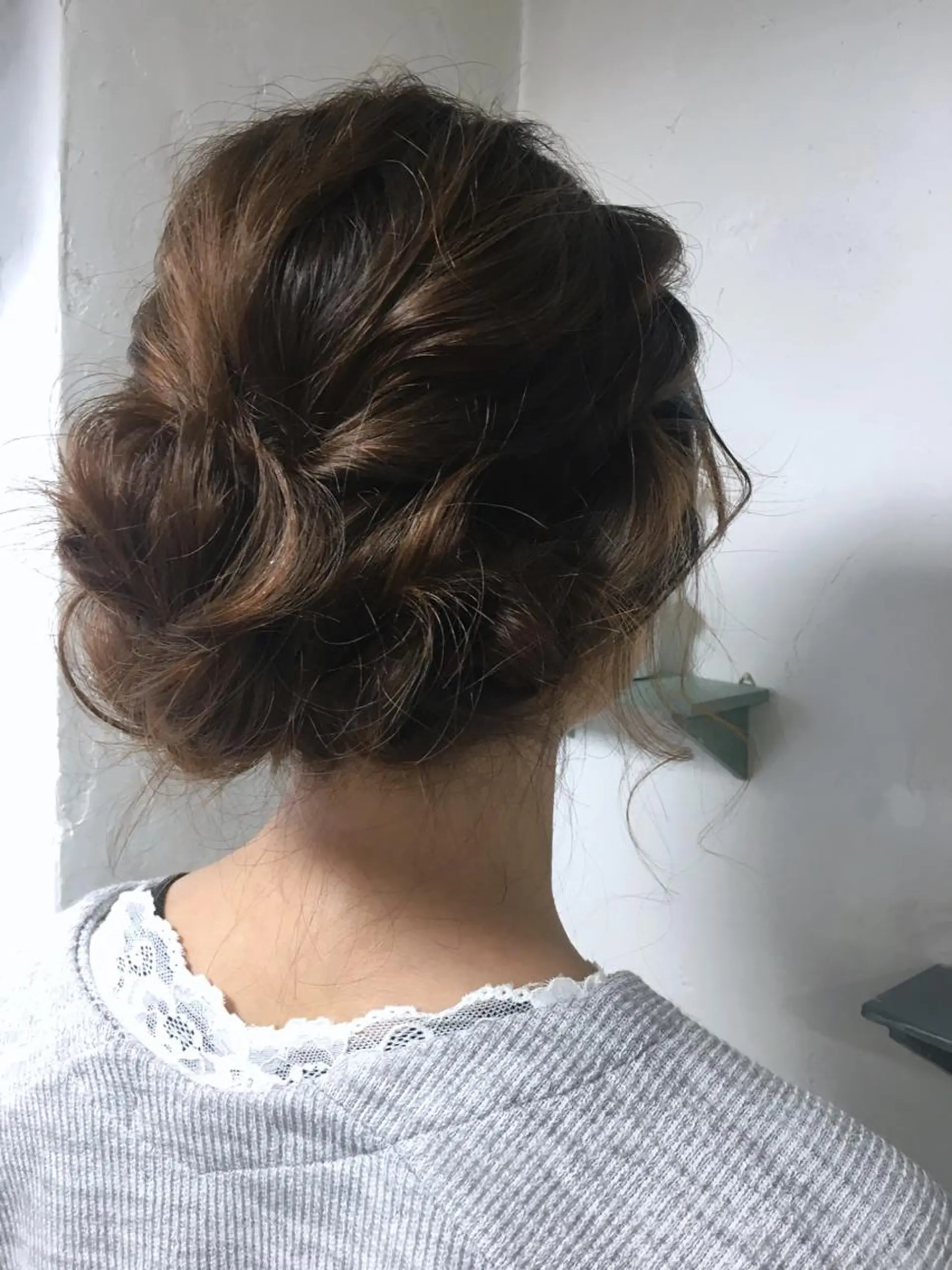 ロング カラー パーマ ヘアアレンジ 結婚式・ブライダル 推し活専用 【派手髪】飯野ゆかりのヘアスタイル