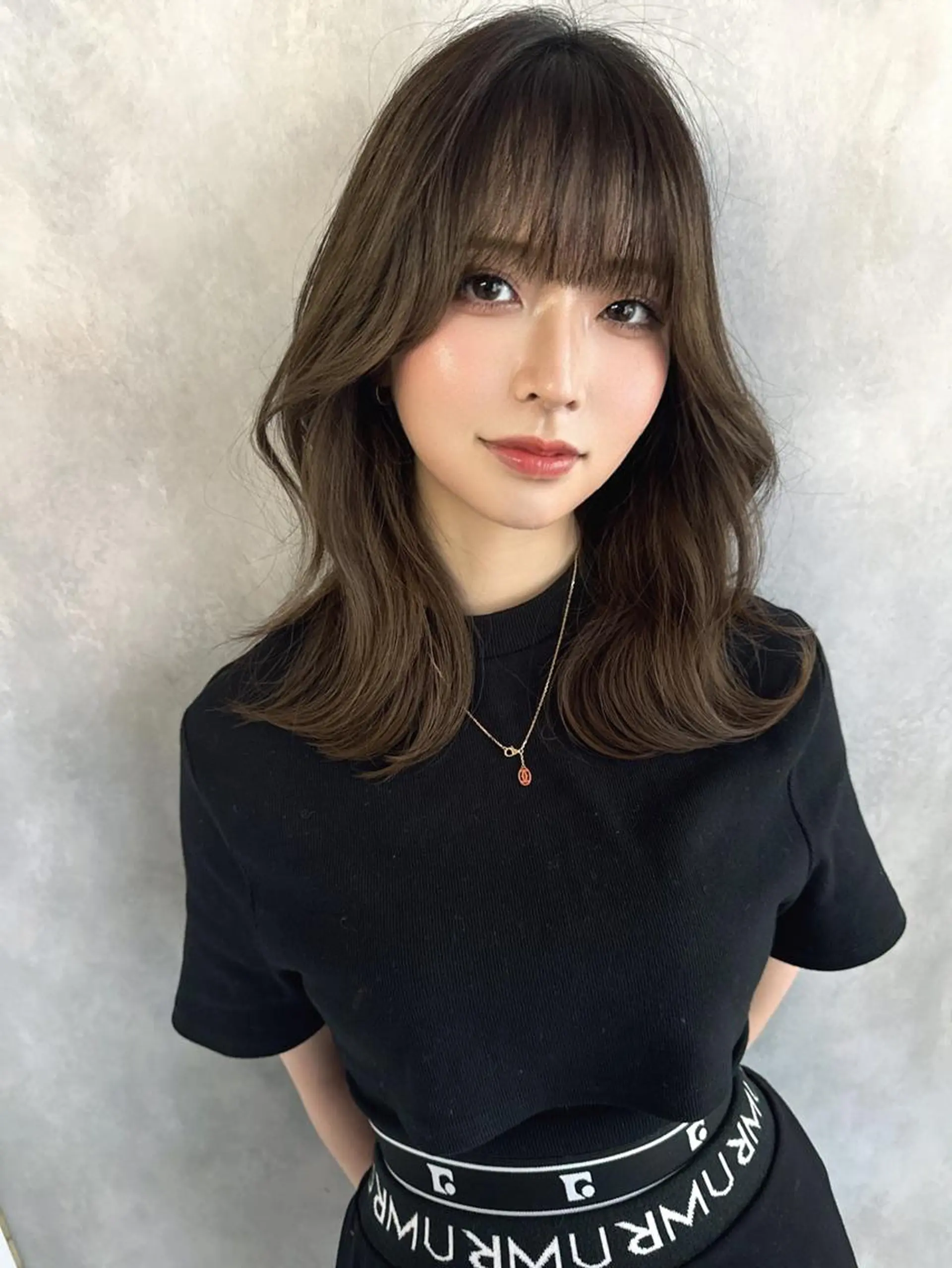 ミディアム カラー アディクシーカラー バレイヤージュ ブリーチ ケアブリーチ 透明感カラー カット ヘアカラー Grow by NYNY 打越裕樹のヘアスタイル
