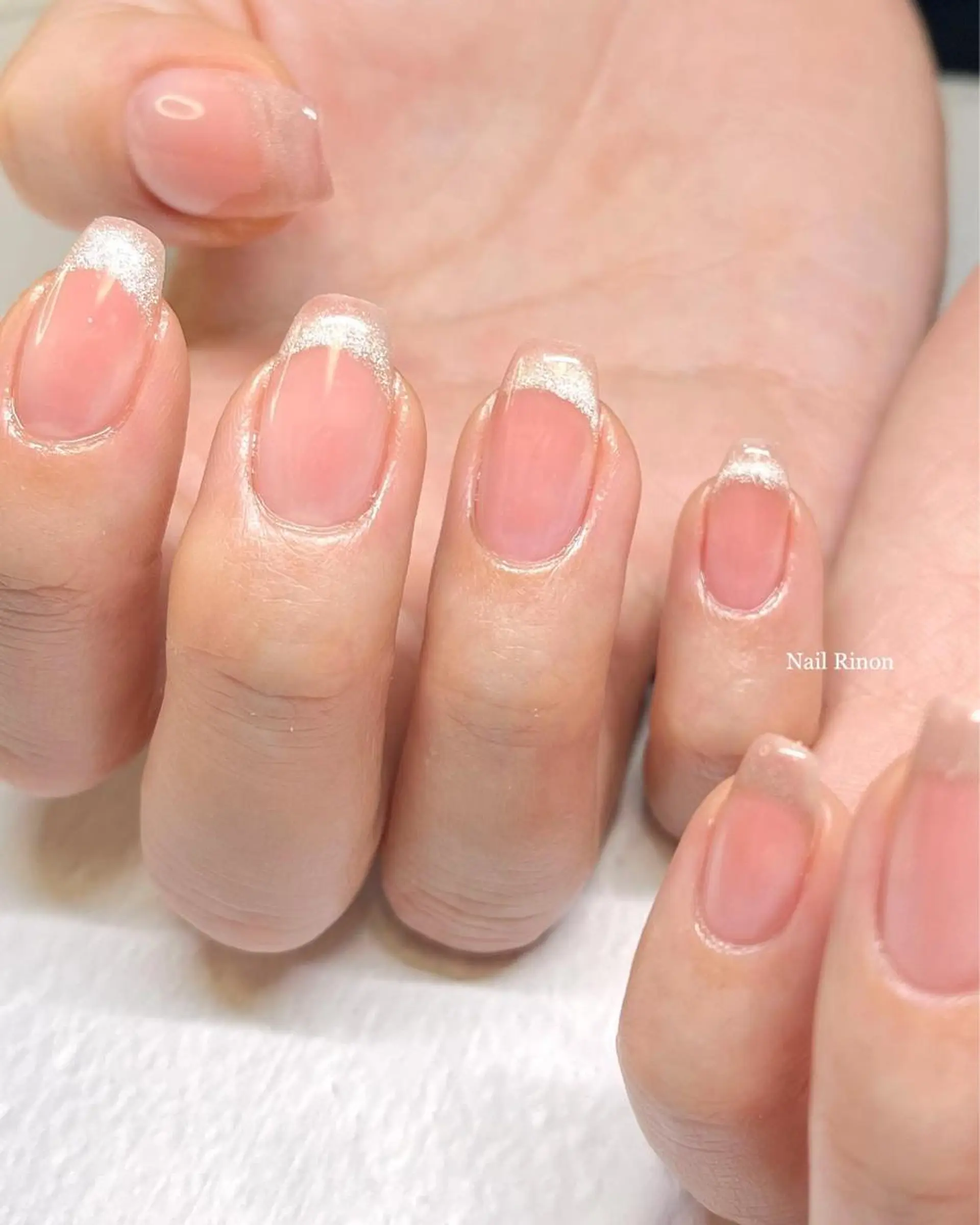 ネイル フレンチネイル マグネットネイル マグネットフレンチ ハンドネイル Nail Rinonのネイルデザイン