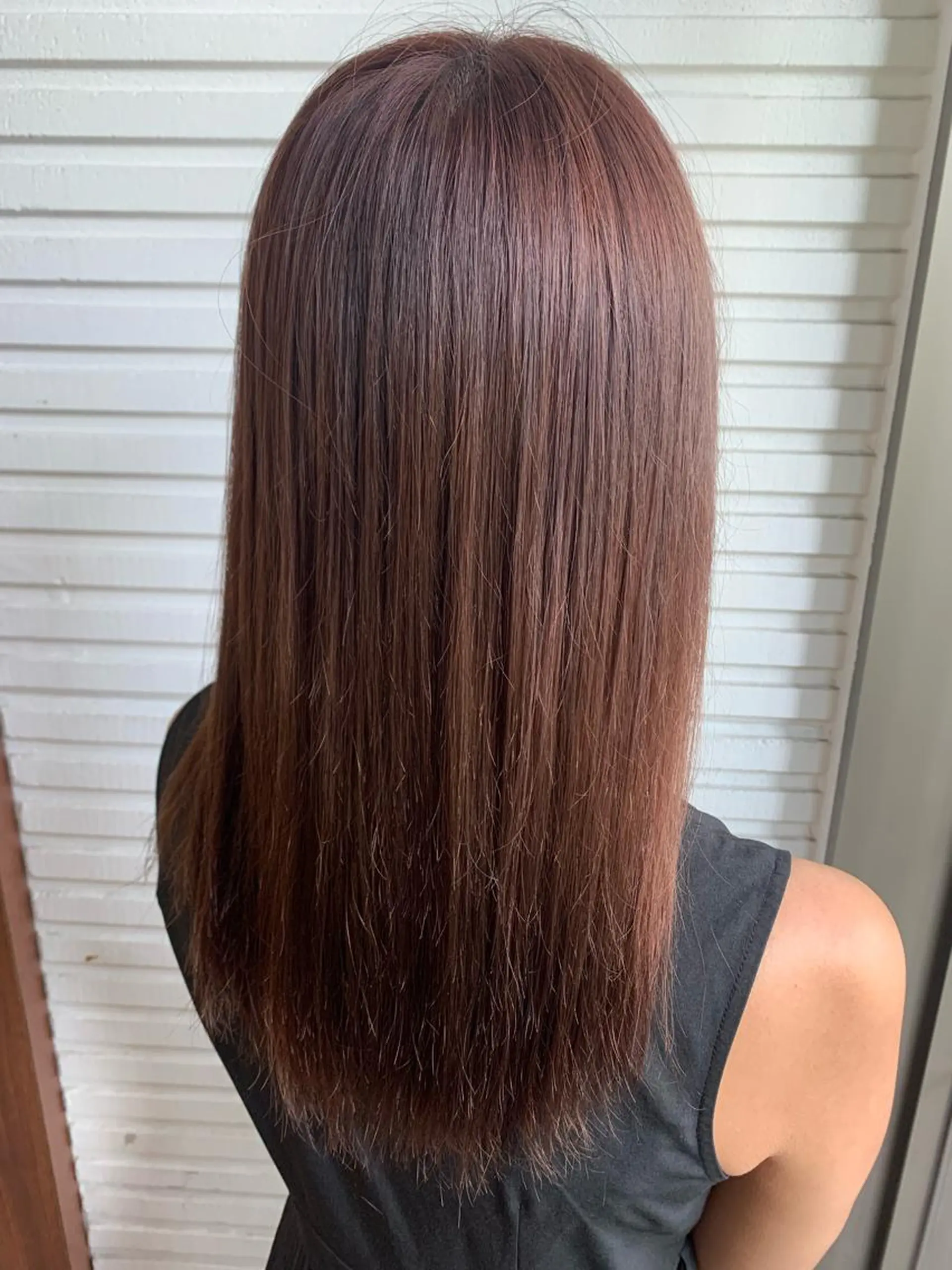 セミロング ワタナベ アオイのヘアスタイル