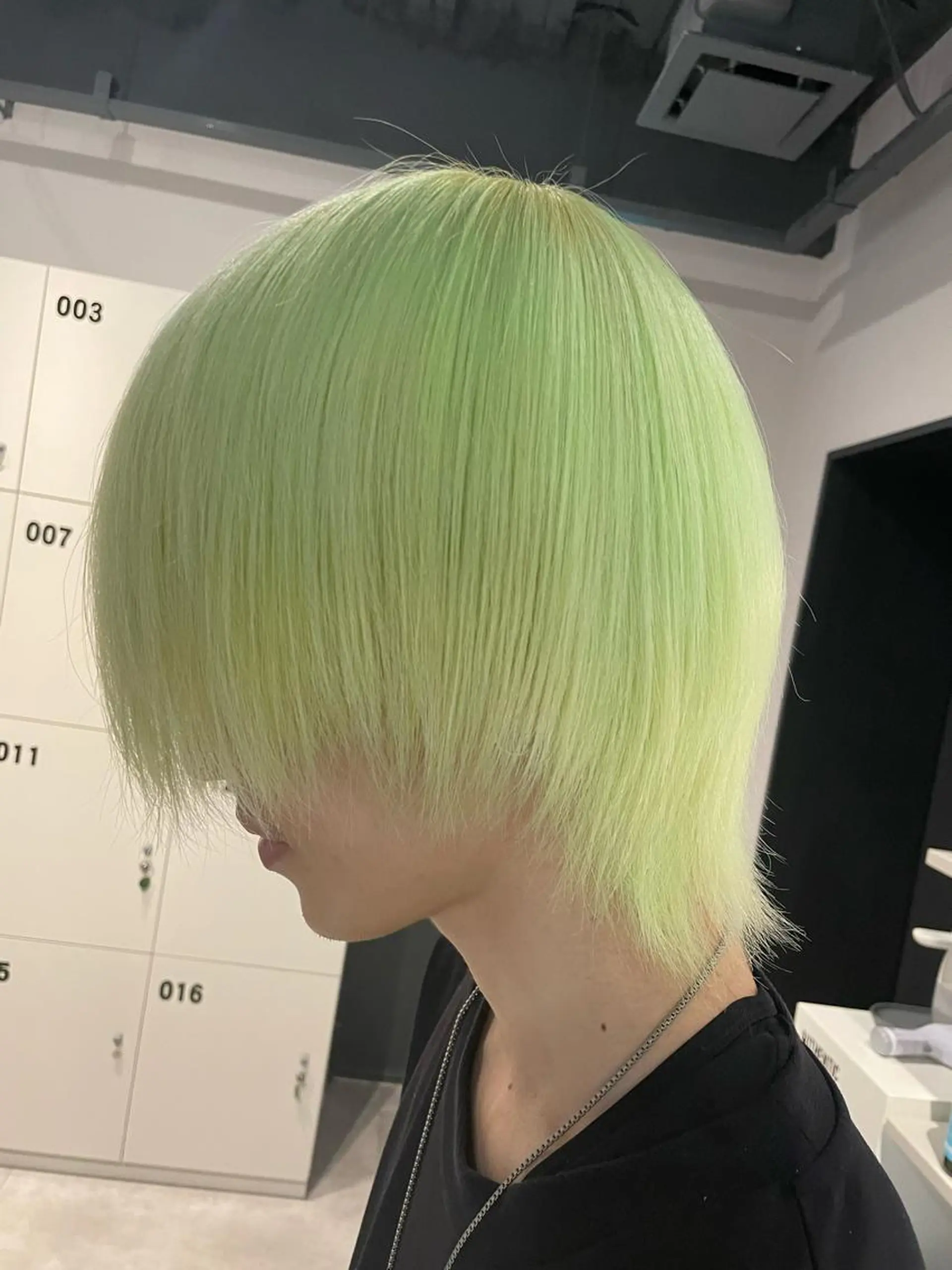 ショート カラー ヘアカラー ブリーチ👩‍🦳/ ‪✂︎MANAMIのヘアスタイル