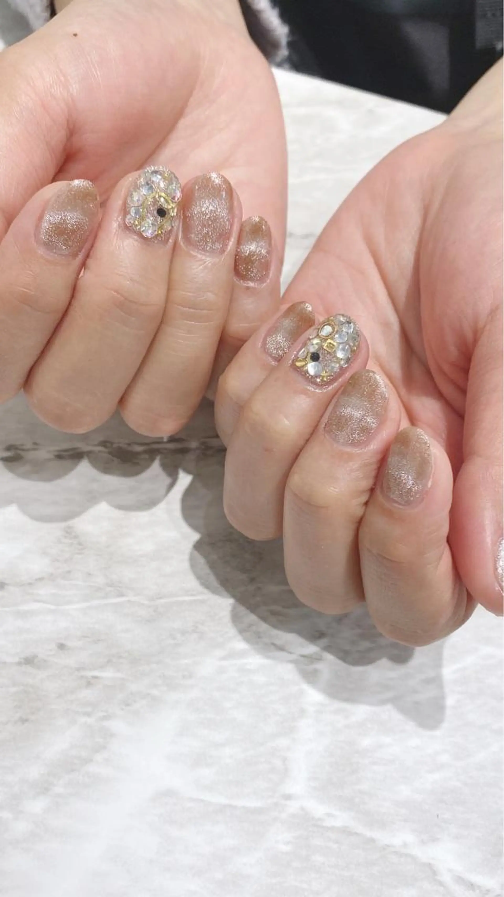 ネイル キラキラネイル マグネットネイル ワンカラーネイル ハンドネイル フットネイル ハンドケア nail salon  AlgeTy所属・✴︎:.｡. MAKI.｡.:✴︎のネイルデザイン