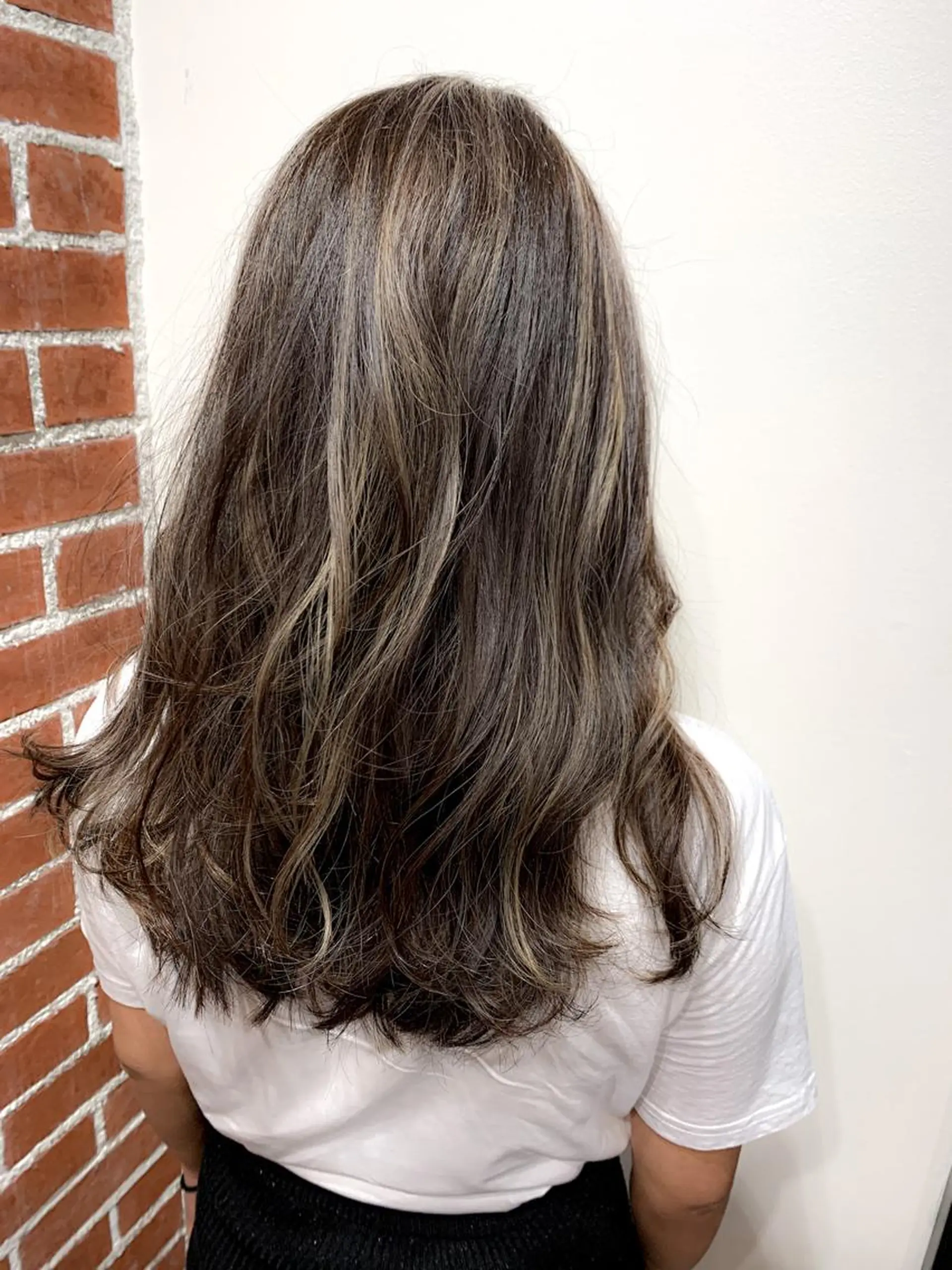 セミロング 岡崎勇人/レイヤー/ 韓国/ケラチンTRのヘアスタイル