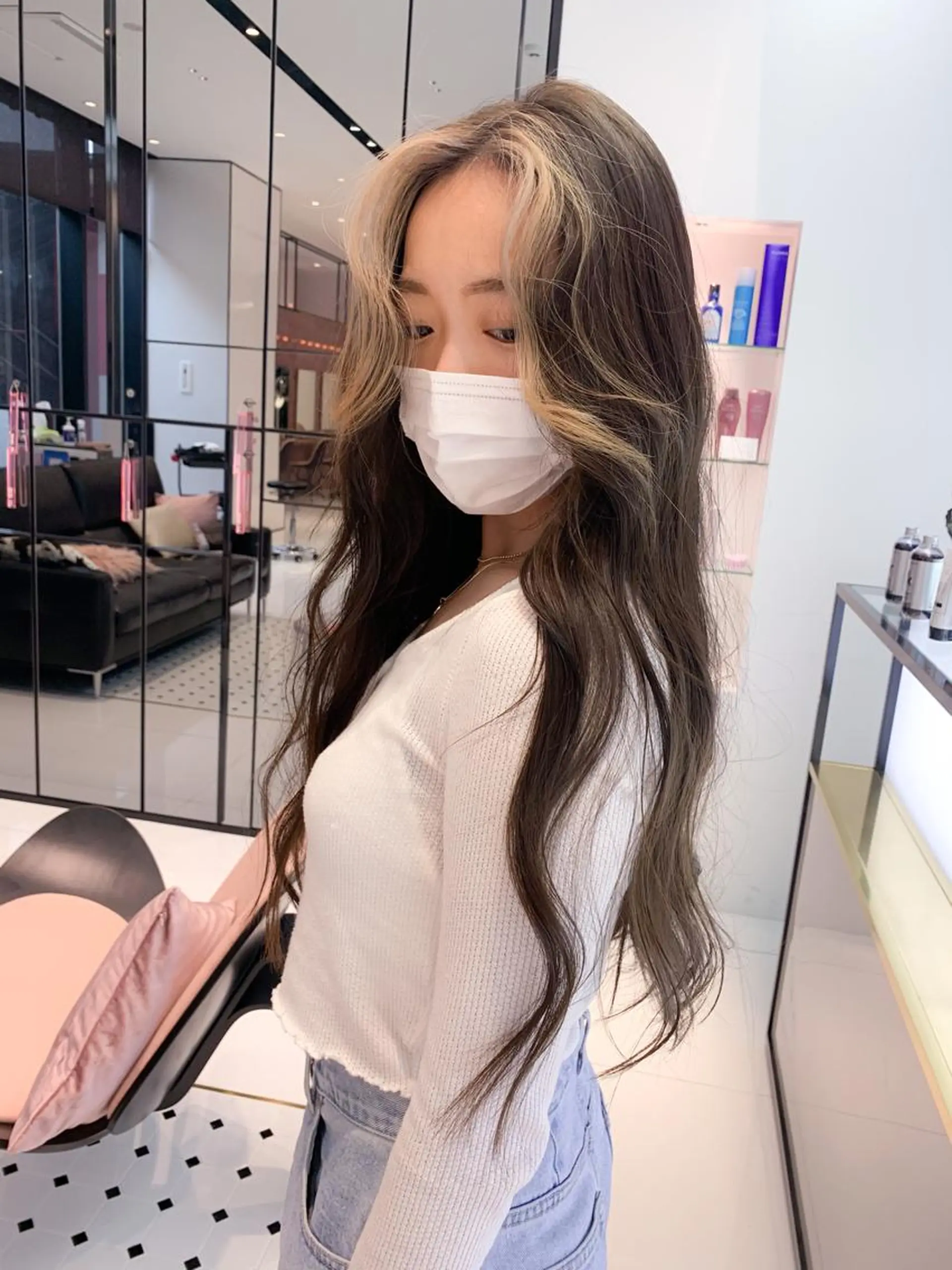 セミロング カラー カット ヘアカラー トリートメント share salon JAM 吉祥寺所属・レイヤー/ブリーチ HIKARU ♡のヘアスタイル