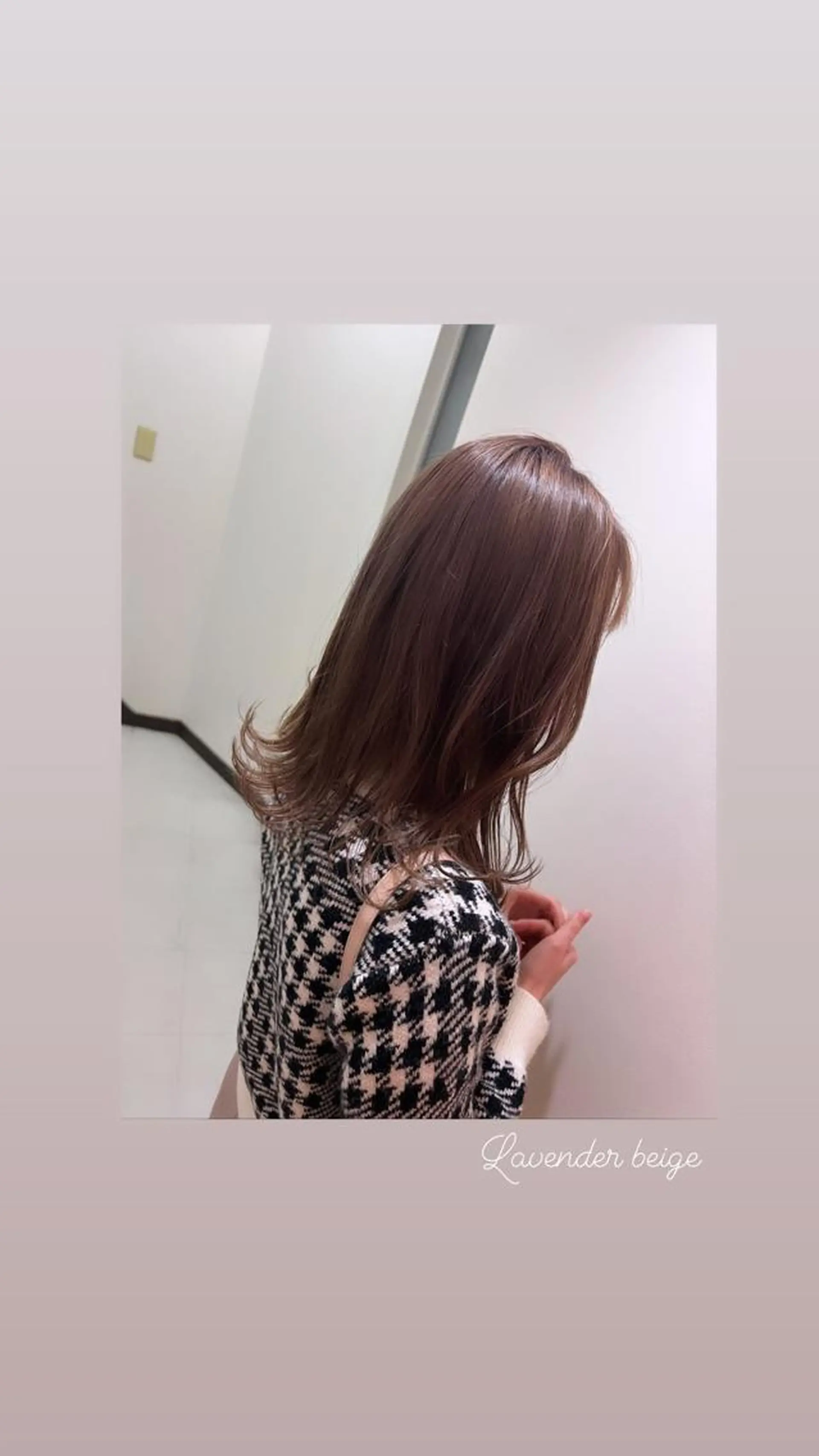 ミディアム カラー アッシュ ベージュカラー ブリーチ ハイトーンカラー ラベンダーカラー カット ヘアカラー トリートメント ハイライト/インナー /ブリーチ/レイヤーのヘアスタイル