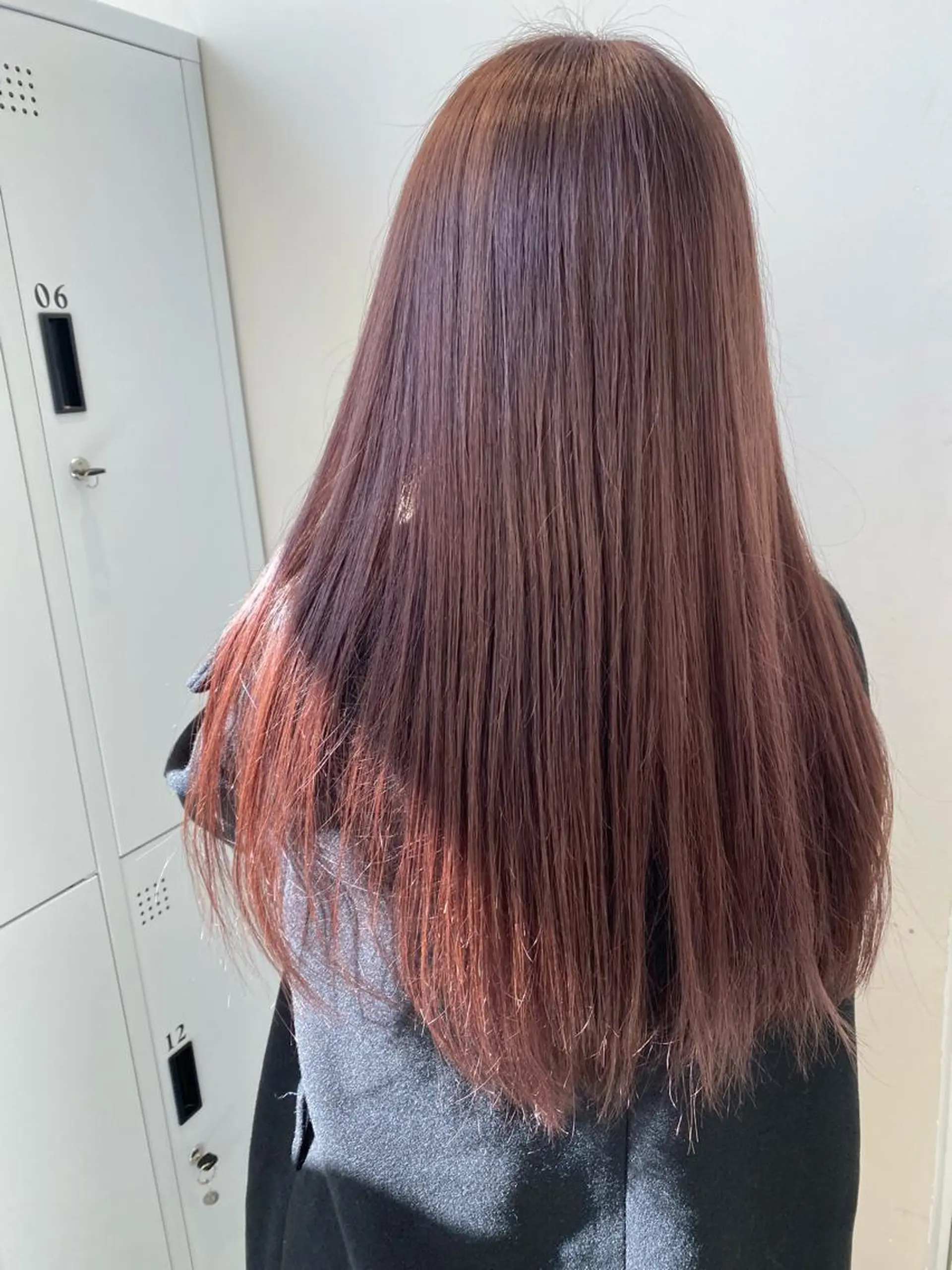 ロング カラー ベージュカラー ブリーチ ダブルカラー ピンクカラー ピンクベージュ ピンク/ベージュ /似合わせ/田島百華のヘアスタイル