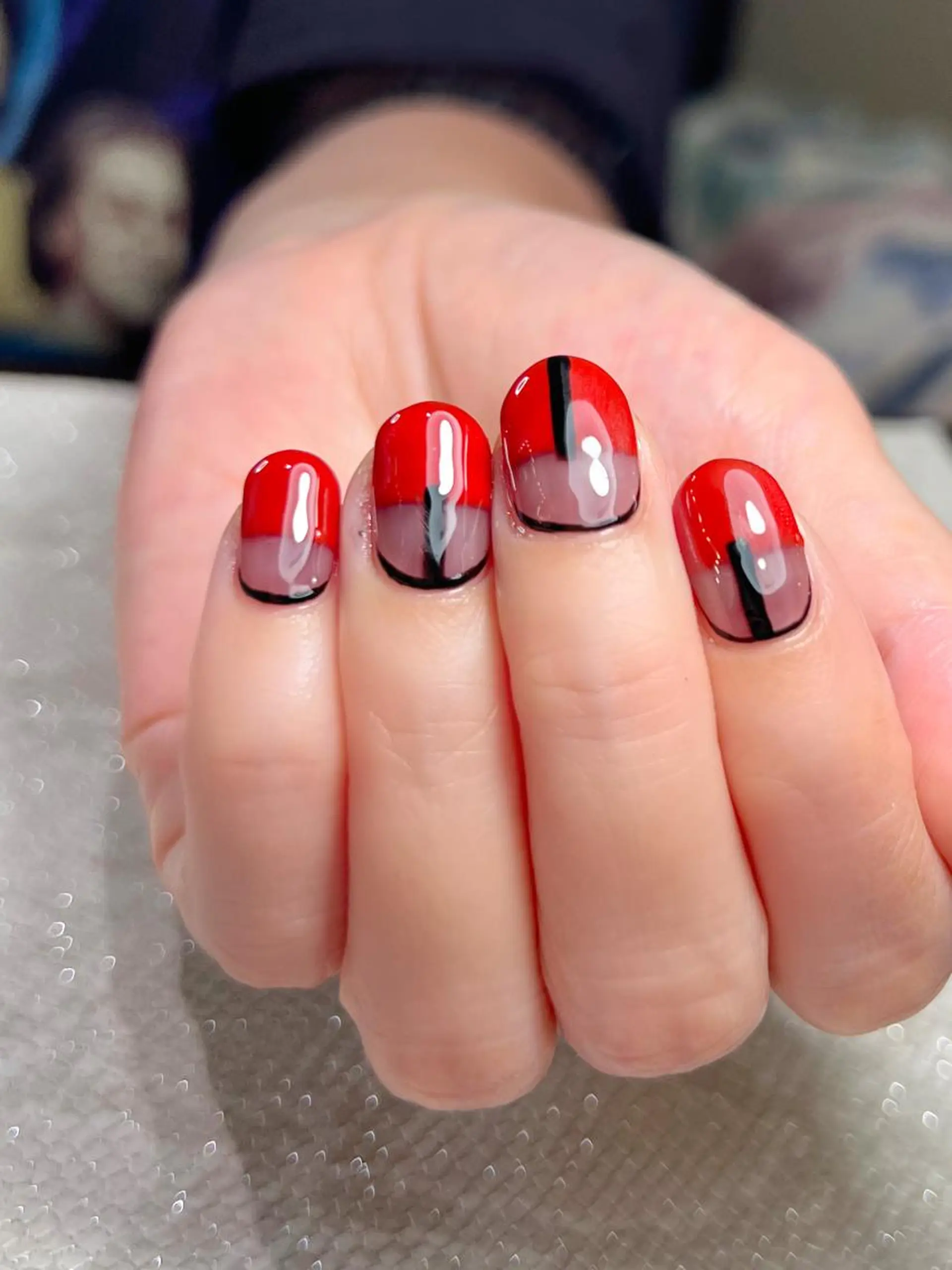 ネイル Mizuliネイル 眉毛メイクのサロンのネイルデザイン