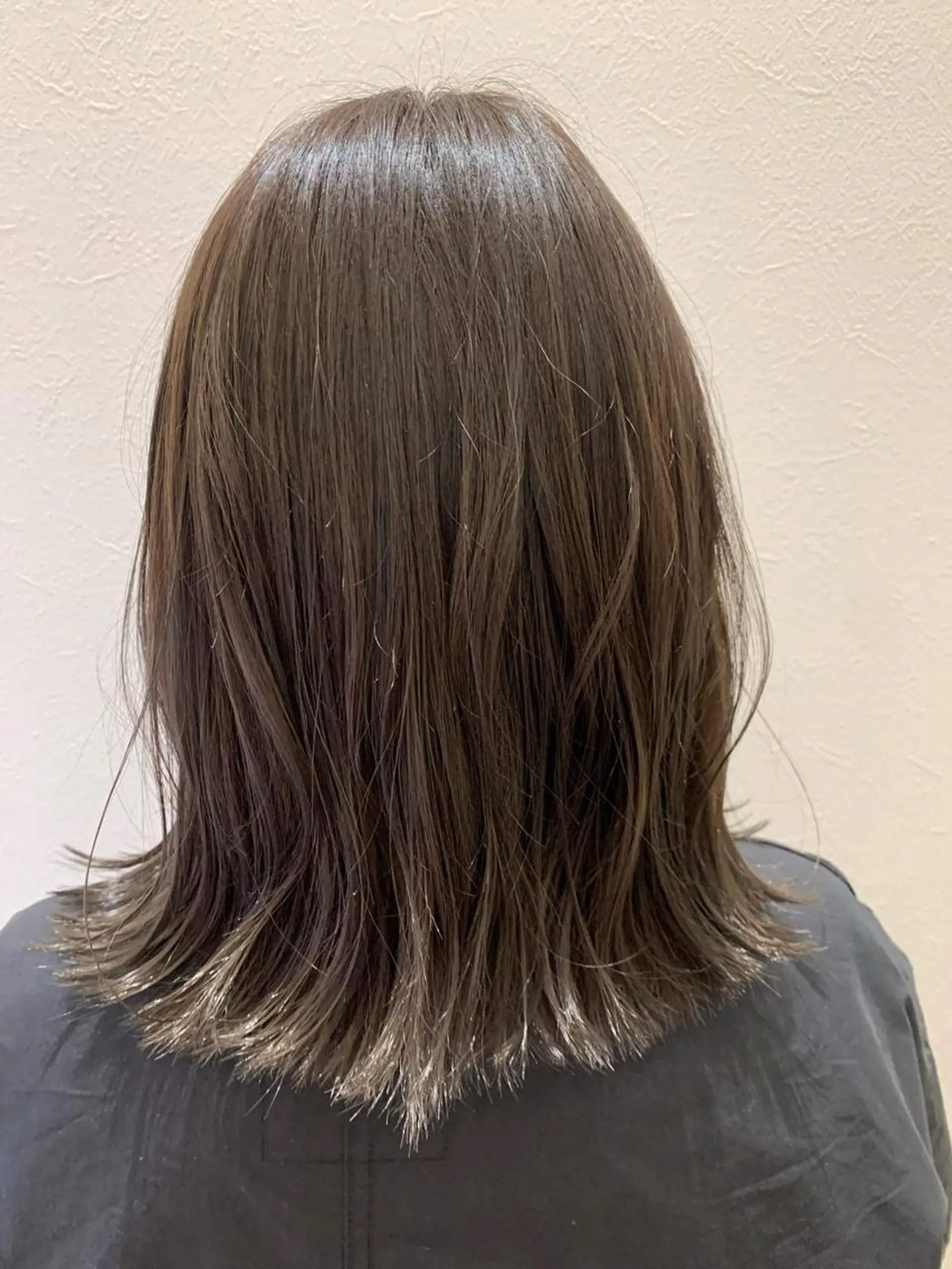 ミディアム カラー 透明感カラー グレージュ カット ヘアカラー トリートメント hub hair レイヤー/透明感のヘアスタイル