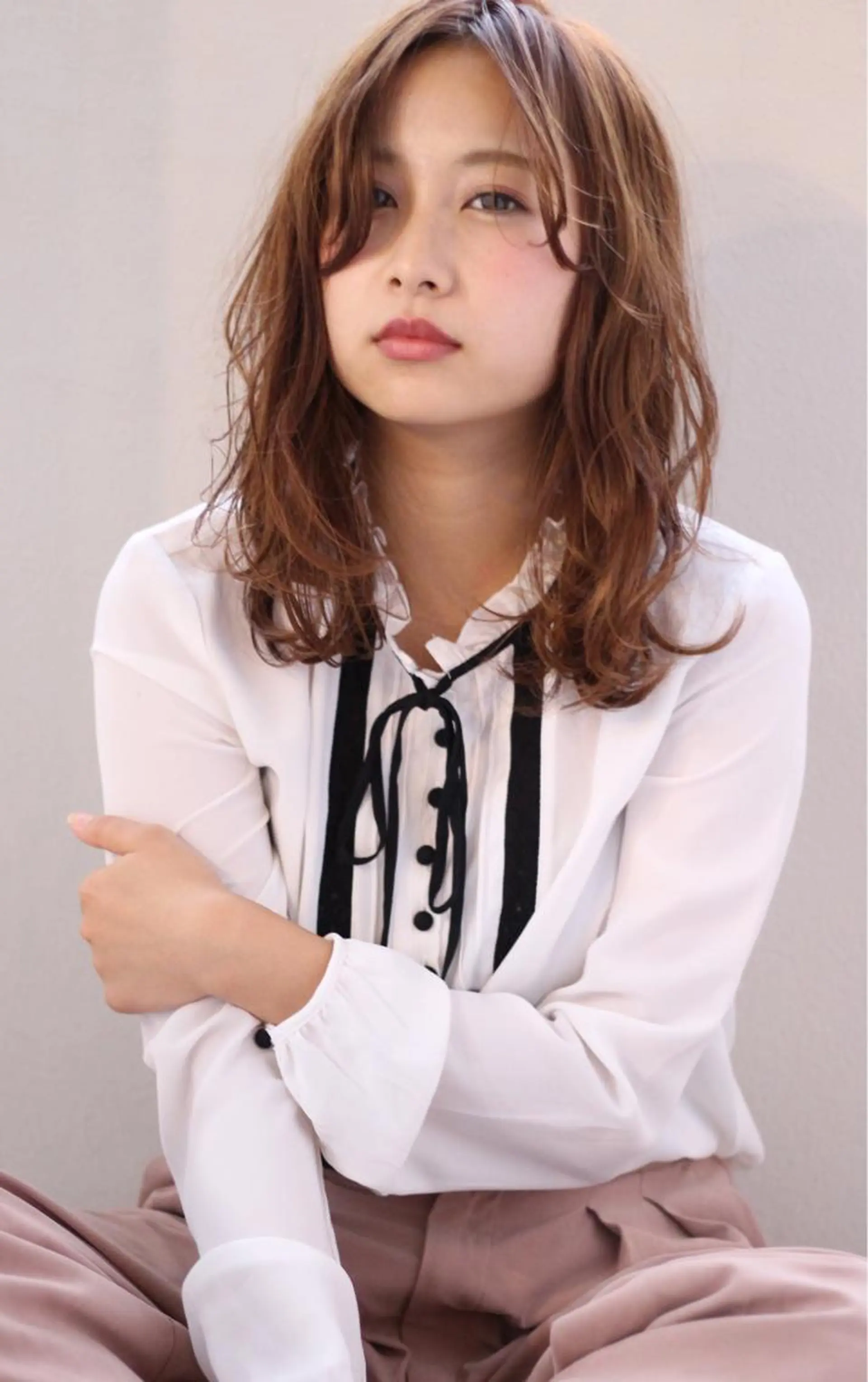 ミディアム 鎌倉 彩のヘアスタイル