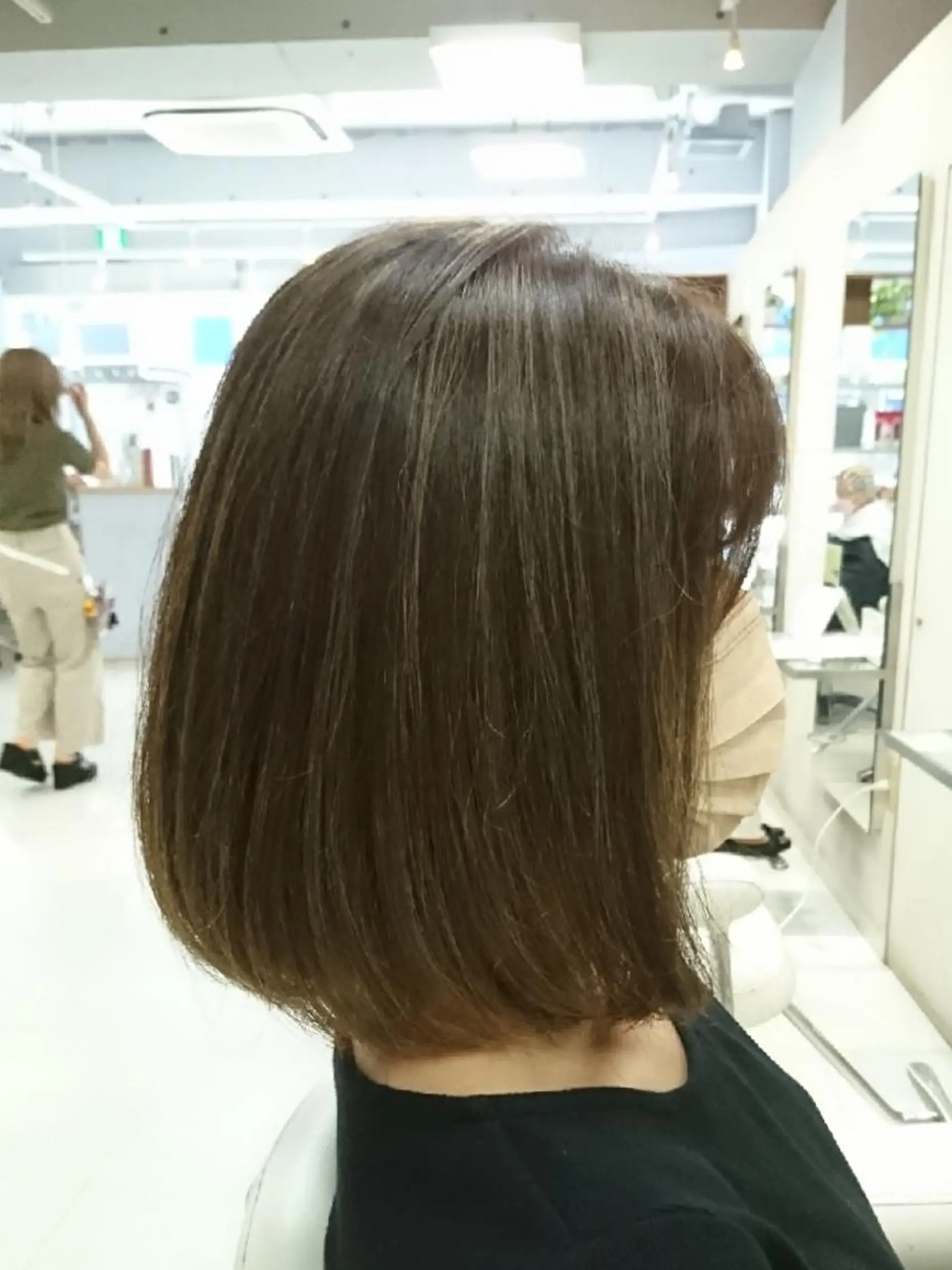 ミディアム カラー nagane sayakaのヘアスタイル