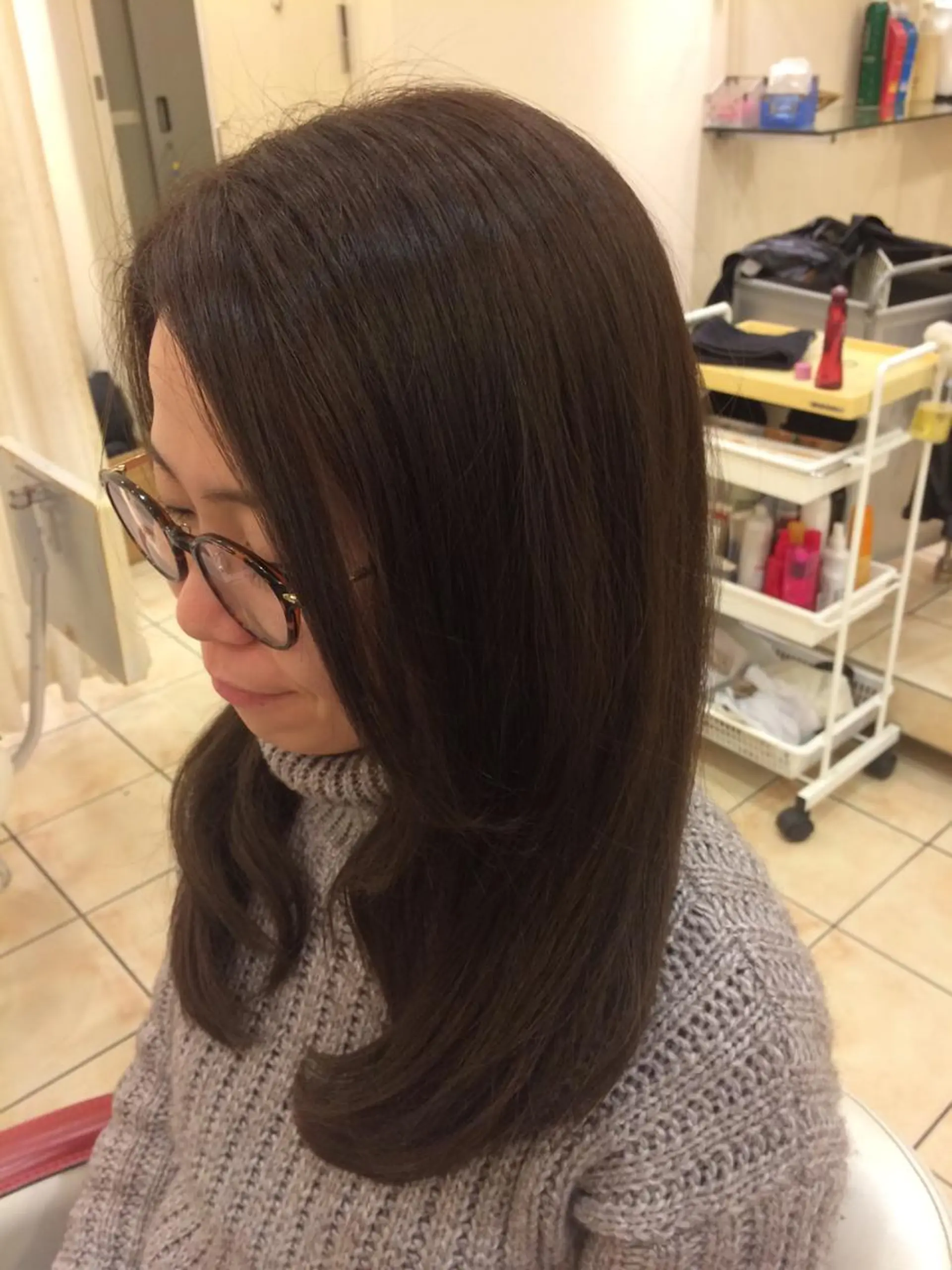 セミロング カラー 斎藤 彩香のヘアスタイル