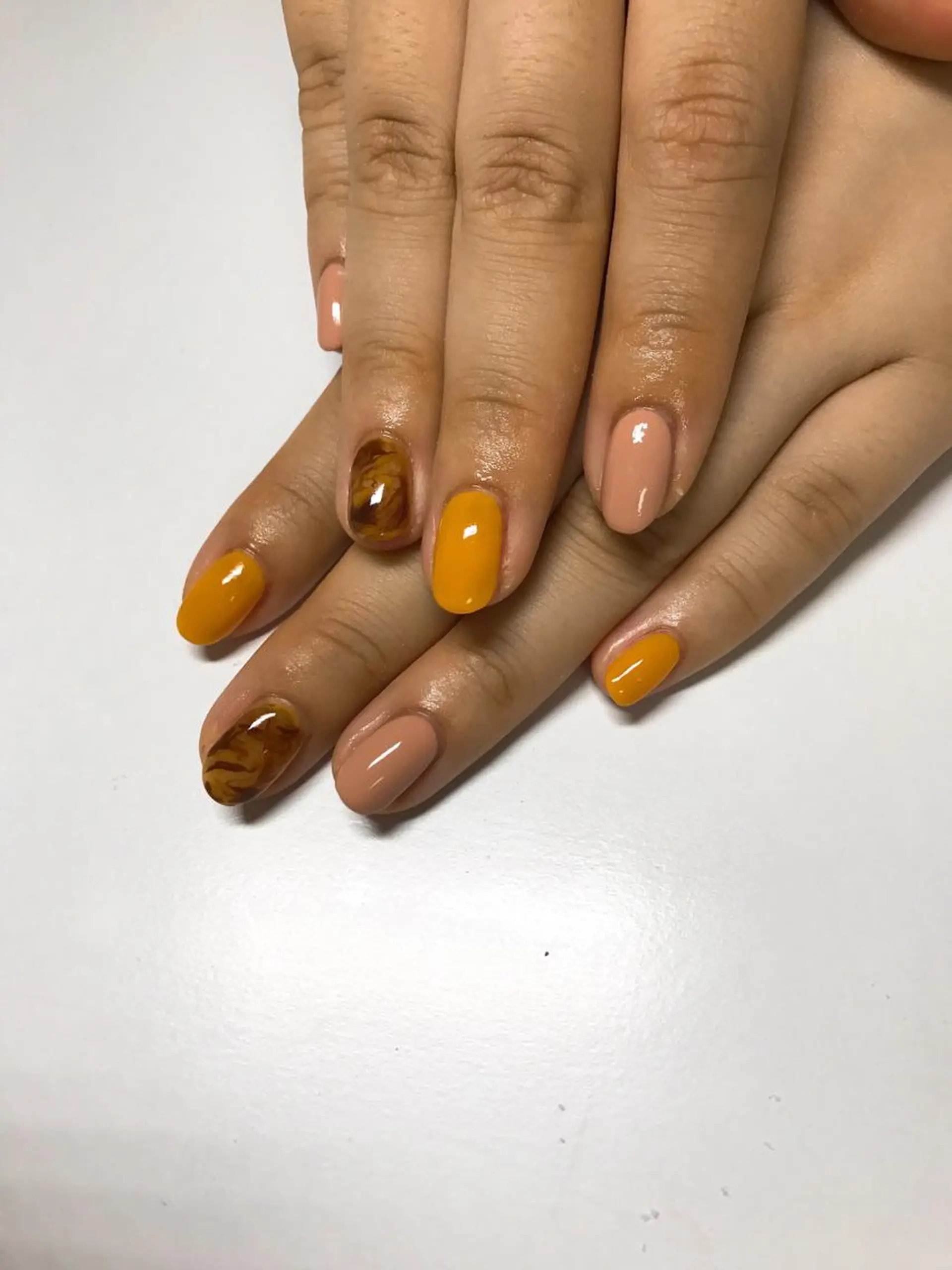 ネイル 【カメレオン】 上村 祥子のヘアスタイル