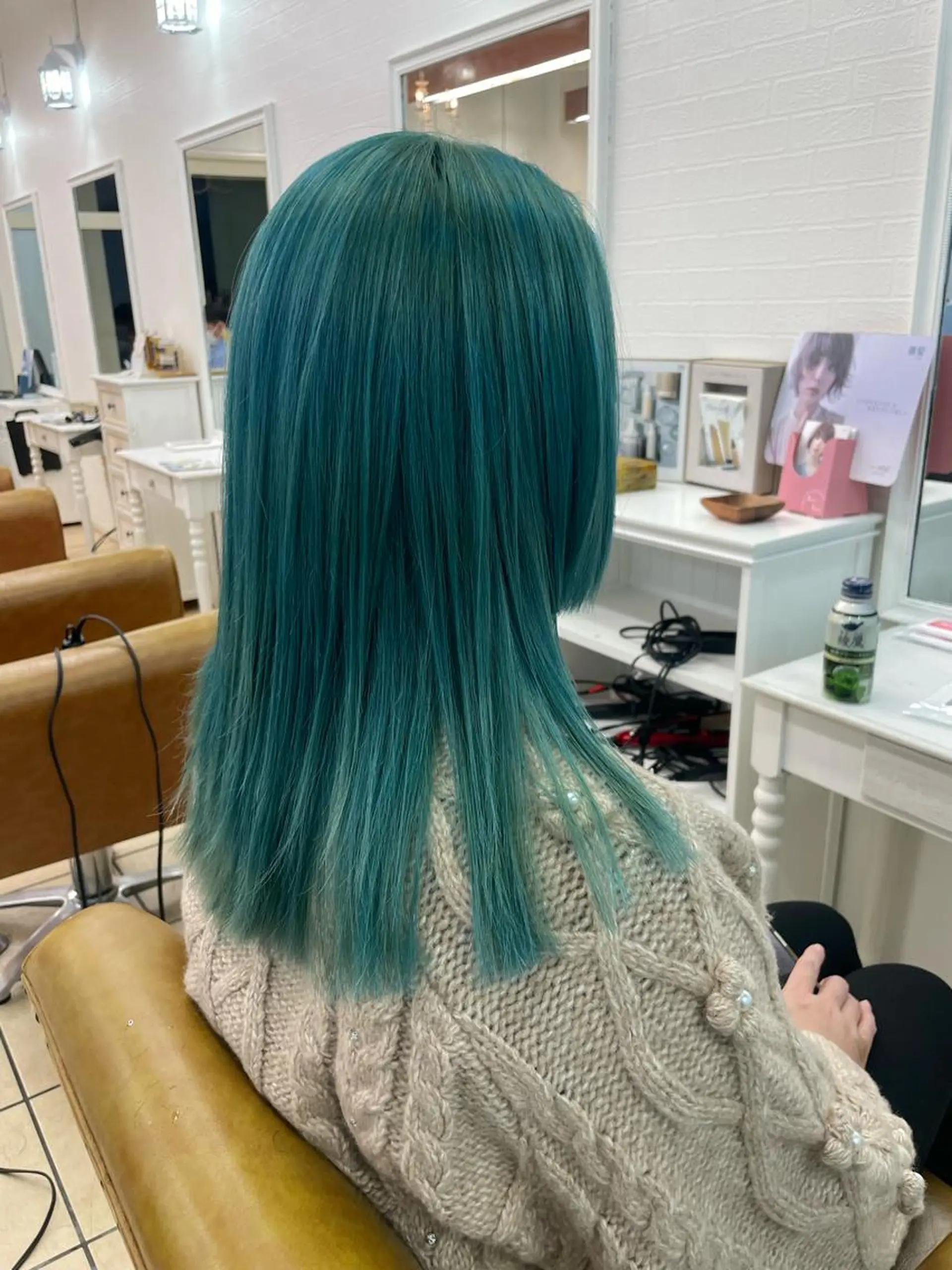 ミディアム 森安 華楠のヘアスタイル