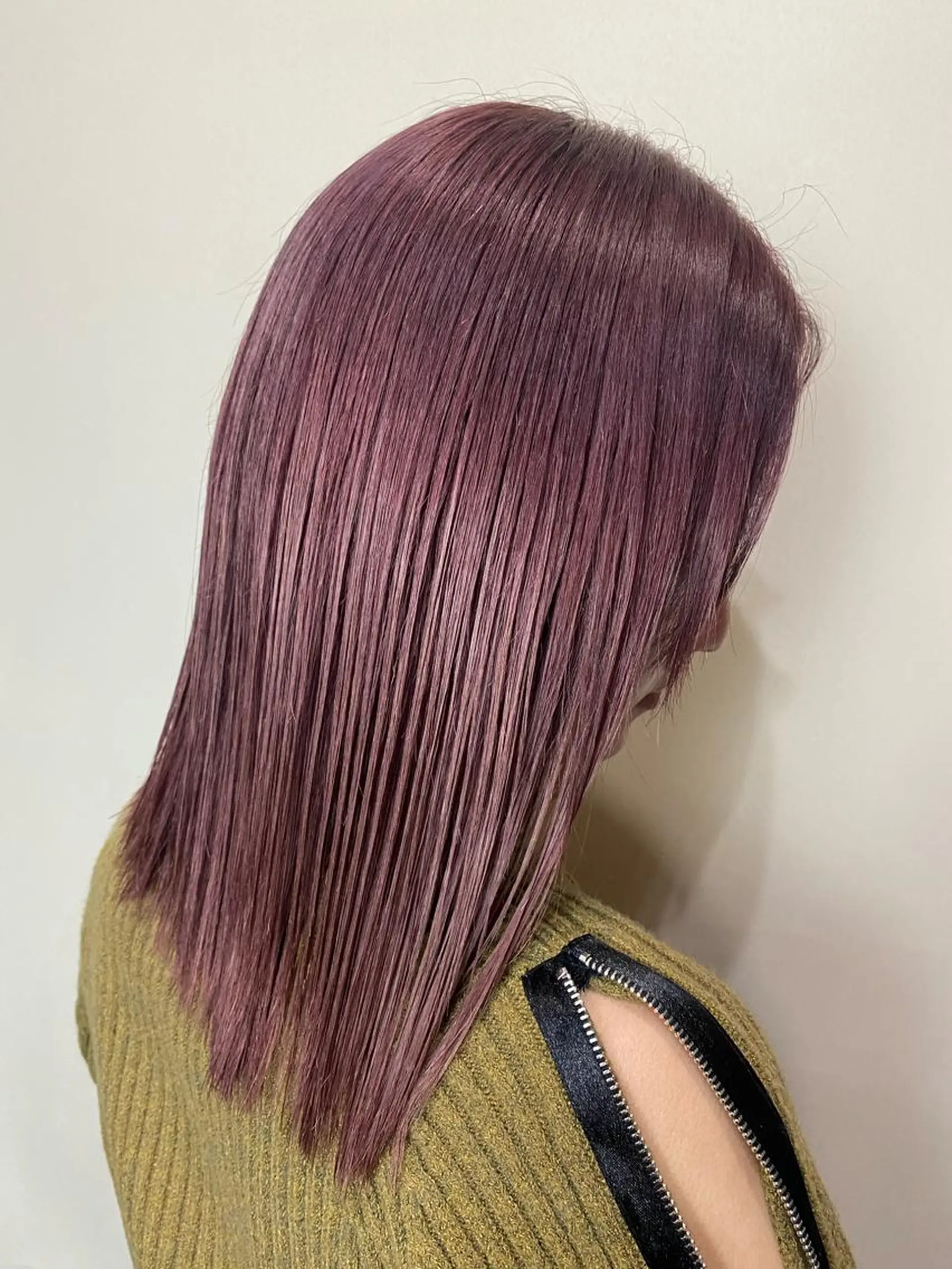 セミロング カラー ブリーチ ピンクカラー HAIR SALON M Fes 池袋所属・韓国風艶髪✨ 高松静香☑️のヘアスタイル