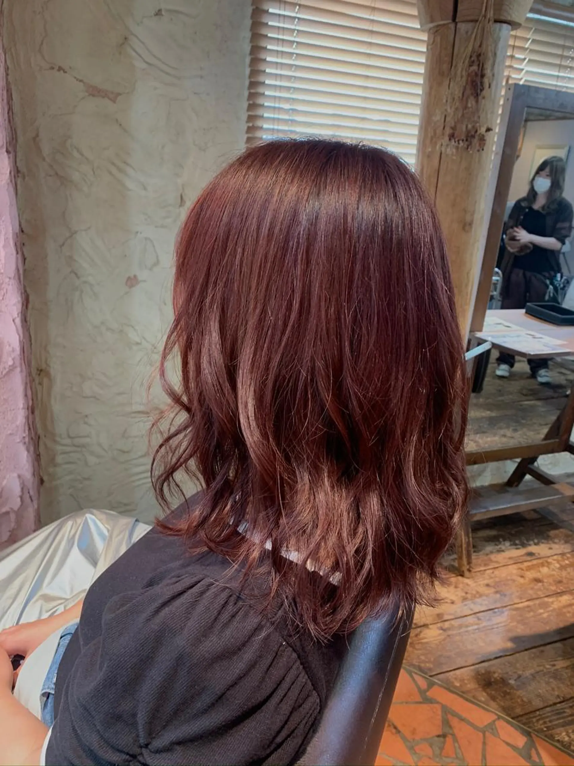 ミディアム カラー ブリーチ ブリーチなしカラー レッドカラー ヘアカラー トリートメント 🦋艶モテカラー/ヘ アセット🦋YURIのヘアスタイル