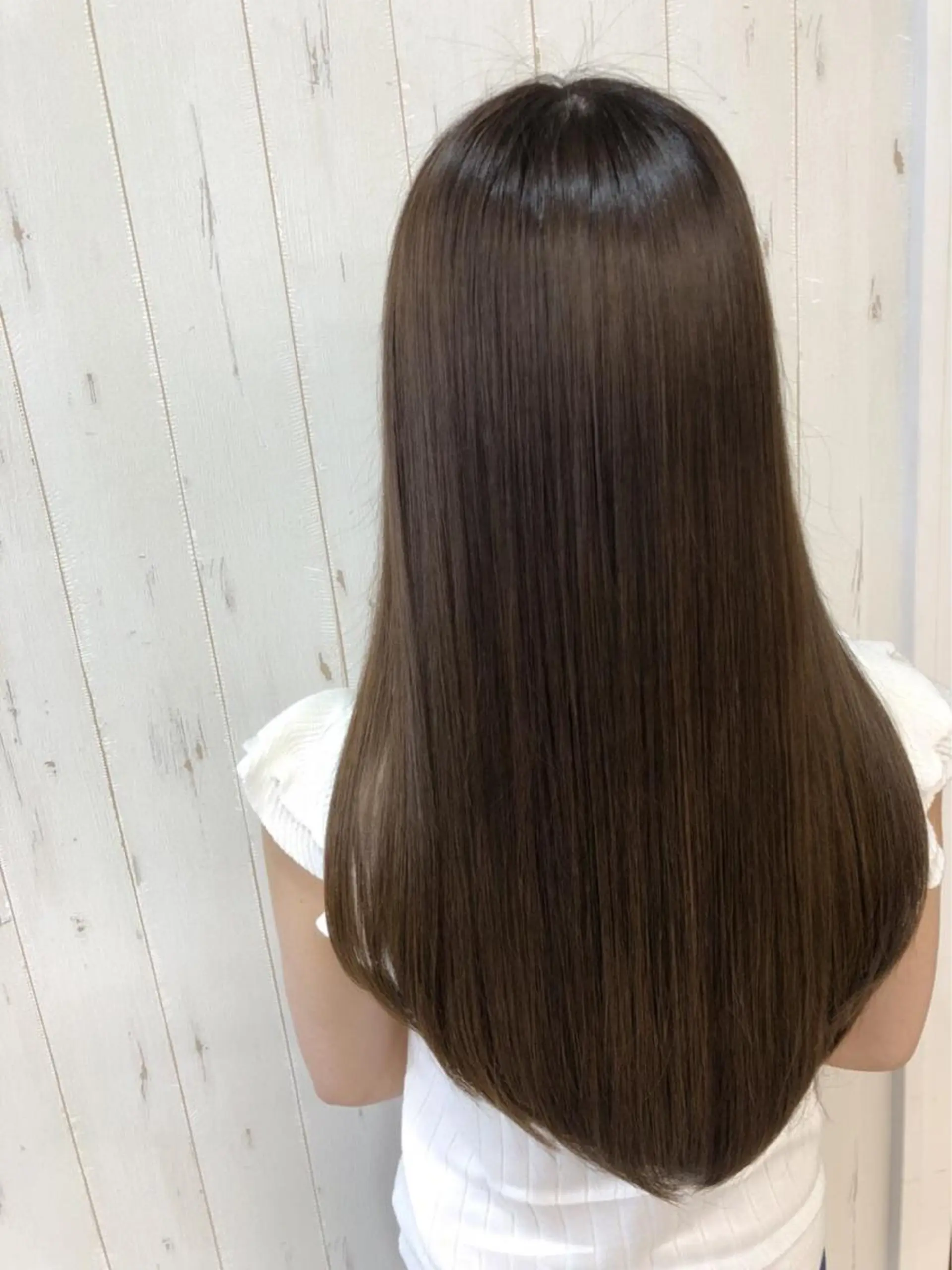 ロング カラー パーマ ヘアアレンジ キッズ ネイル マツエク・マツパ メンズ人気NO,1 Genieジーニーのヘアスタイル