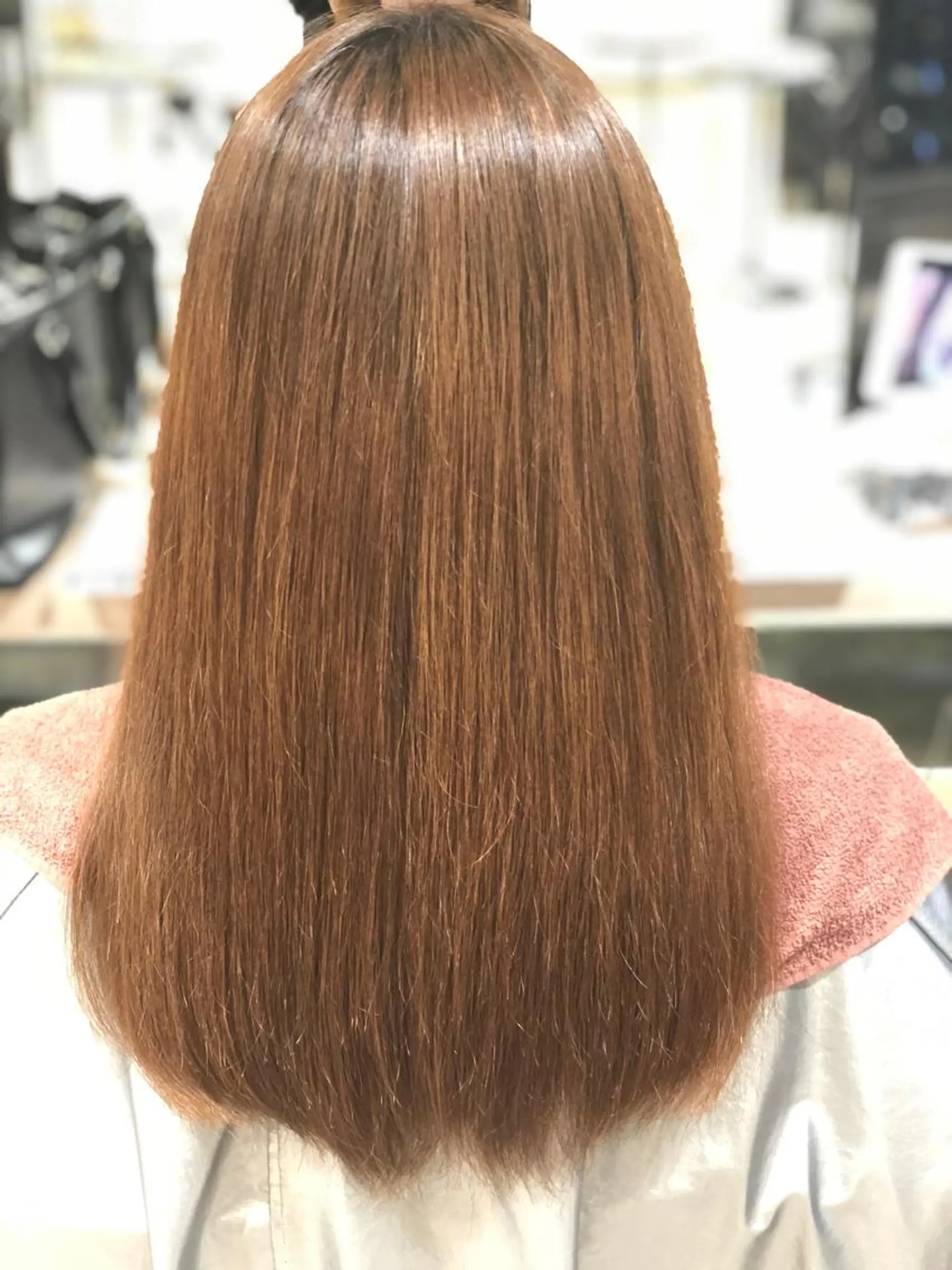 セミロング 縮毛矯正 CYNTHIADUE 店長| IRISUのヘアスタイル