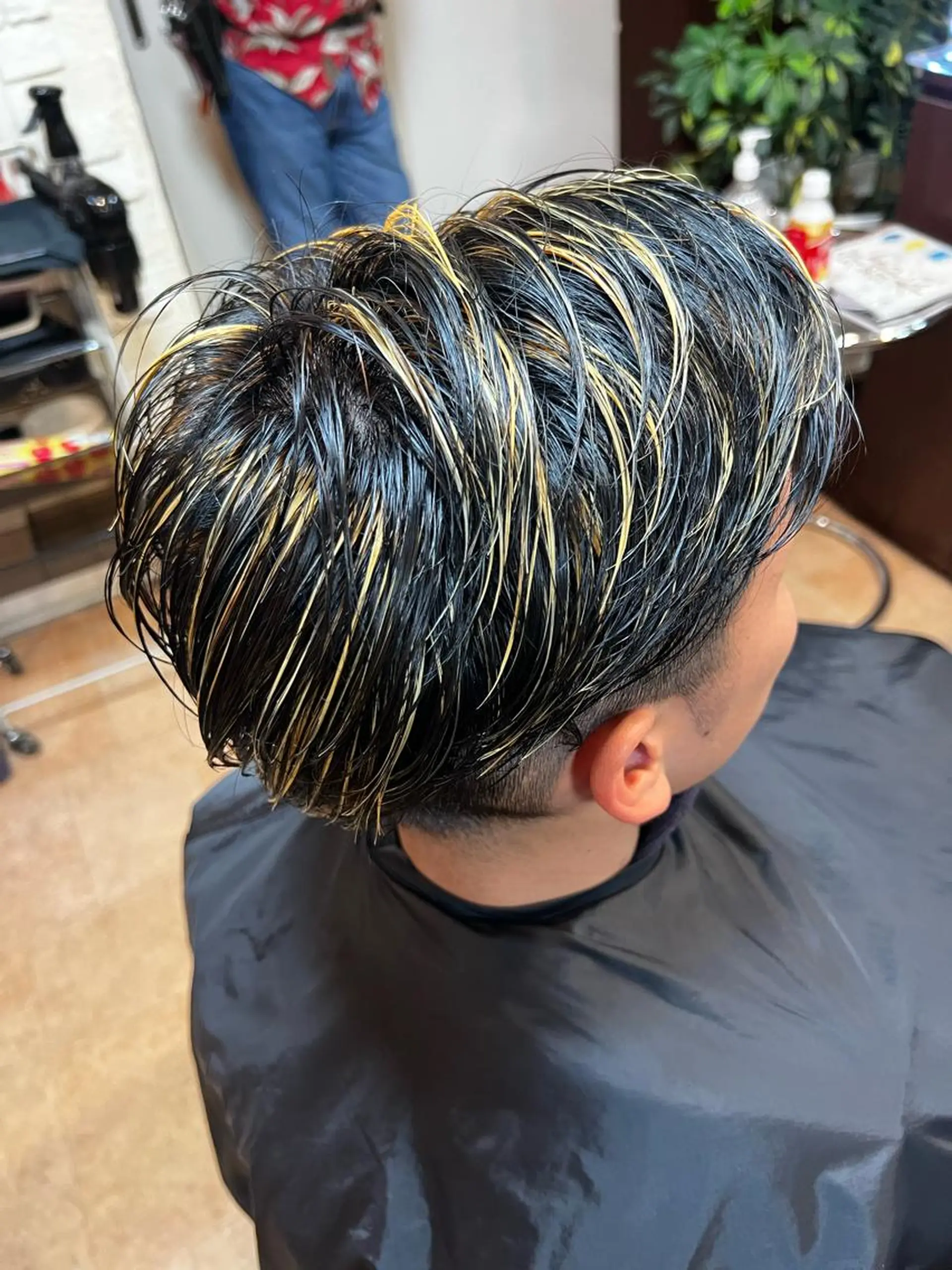 カラー メンズ メンズハイライト ハイライトカラー カット ヘアカラー トリートメント hair  bh.maara所属・bh.maara デザイン／ハイトーンのヘアスタイル