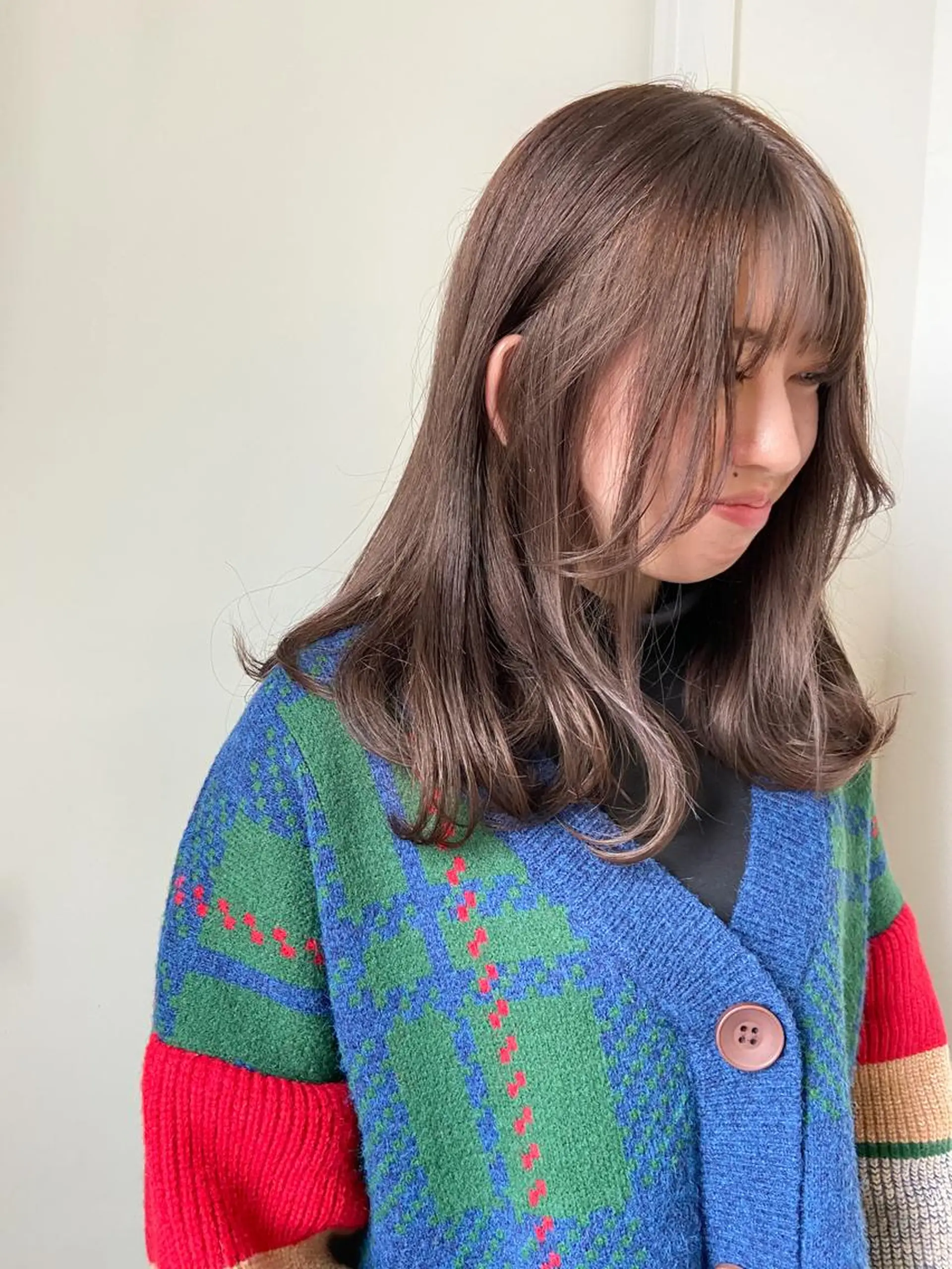 セミロング カラー 黒髪 岡本康平/ボブ /ブリーチ/レイヤーのヘアスタイル