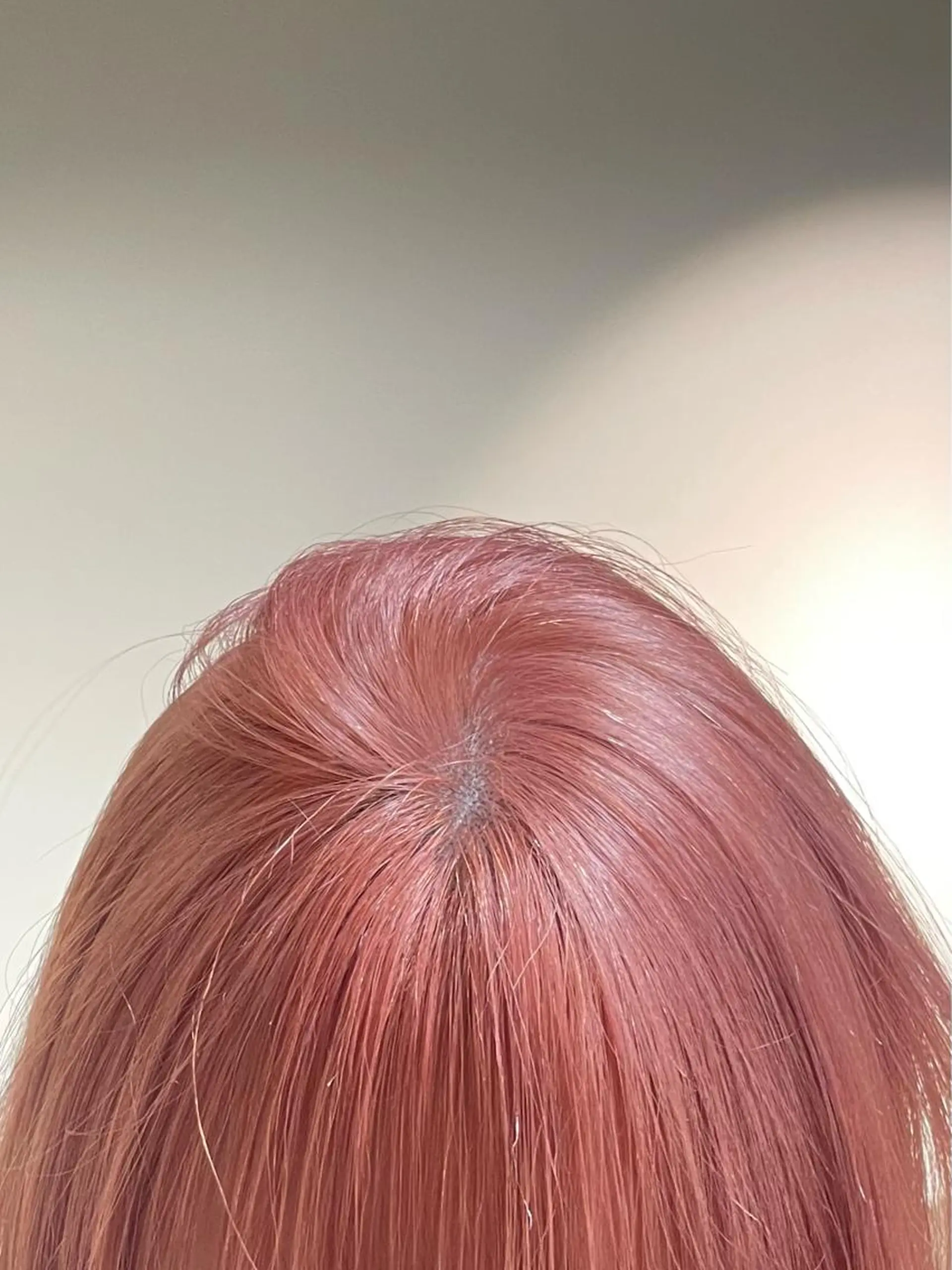 カラー 若月 あやかのヘアスタイル