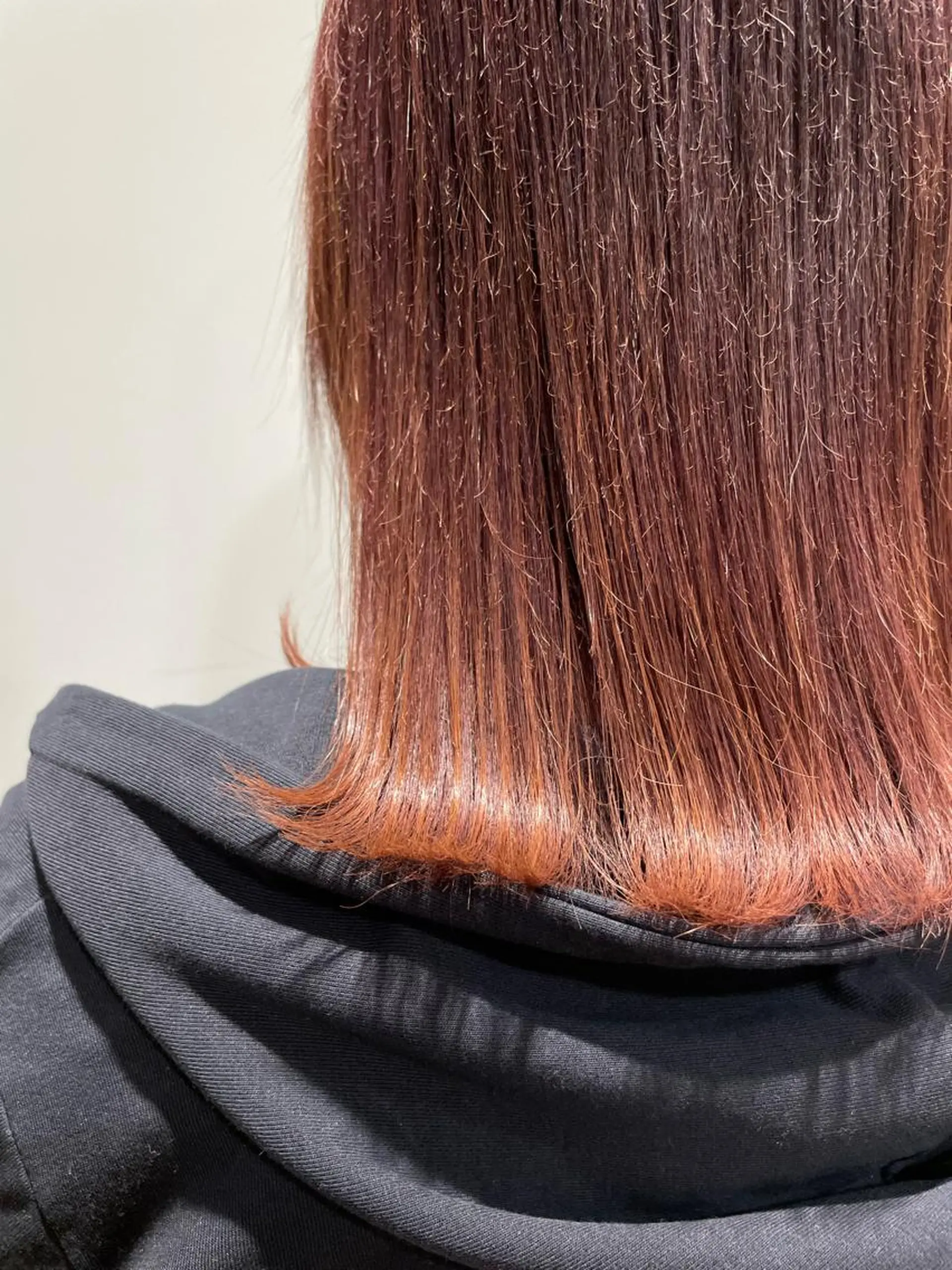 ミディアム カラー 井上 ほのかのヘアスタイル