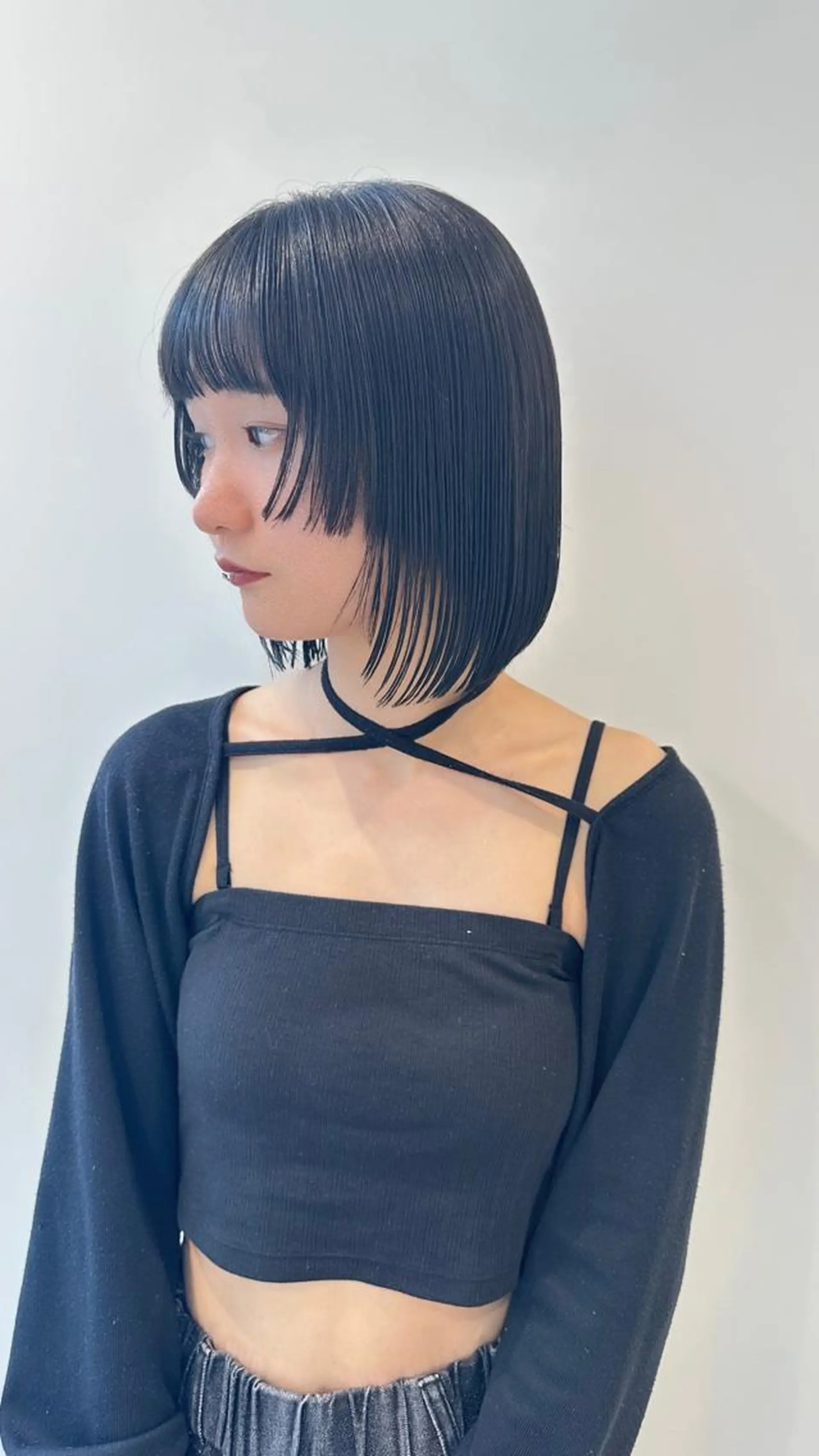 ショート カラー カット ヘアカラー トリートメント ベージュ/インナー カラー🤍Rieのヘアスタイル