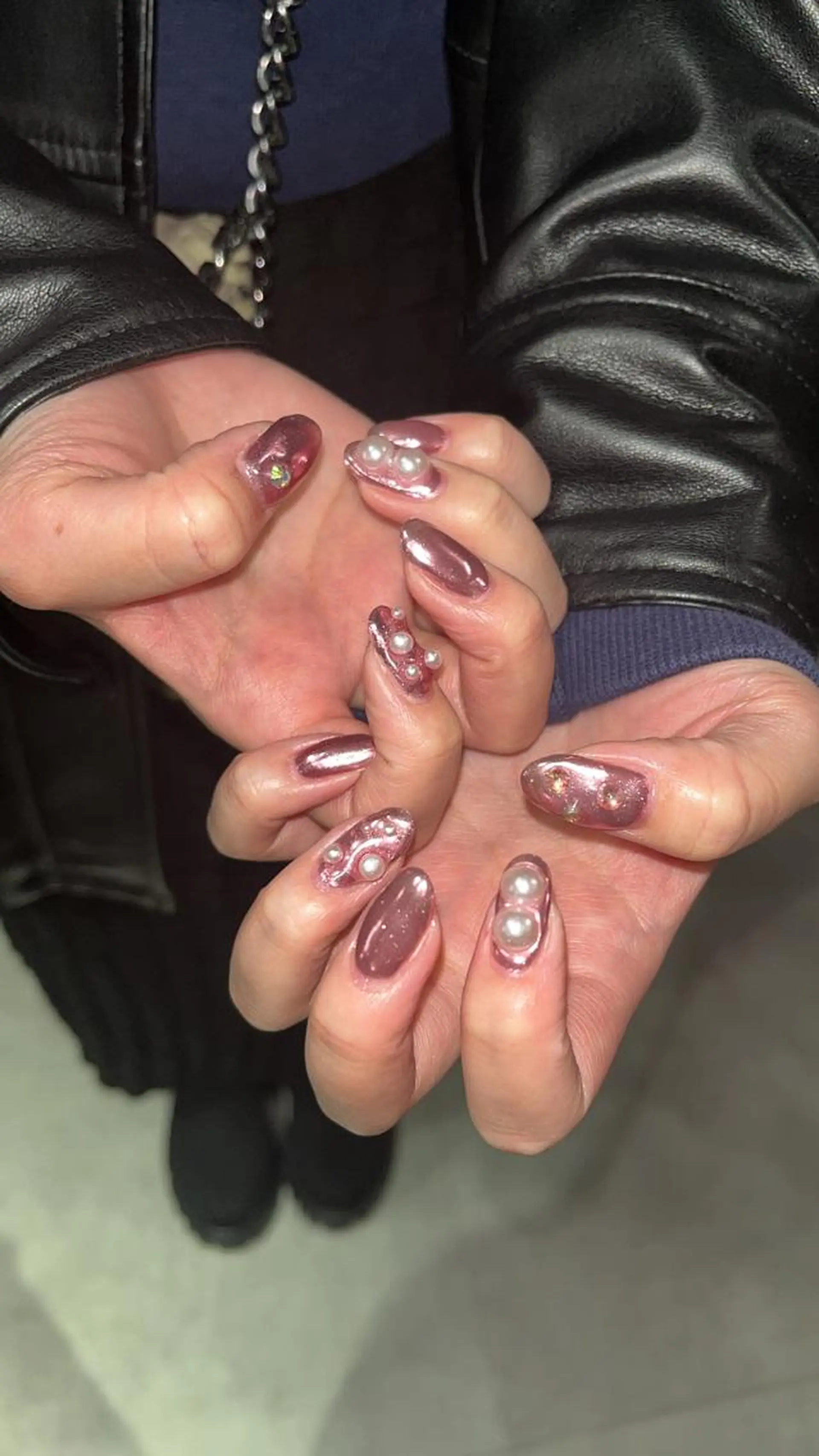 ネイル 🪐富島彩夏 /海外nail🪐のネイルデザイン