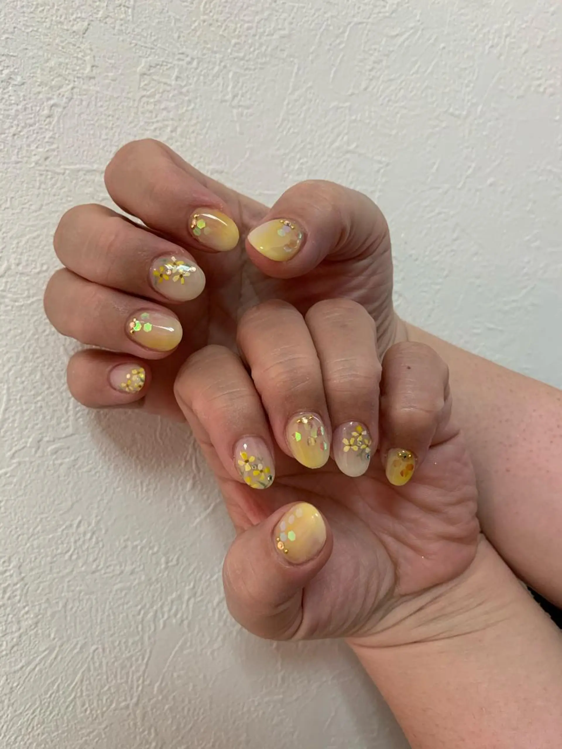 ネイル 12nail所属・大塚 彩沙のネイルデザイン