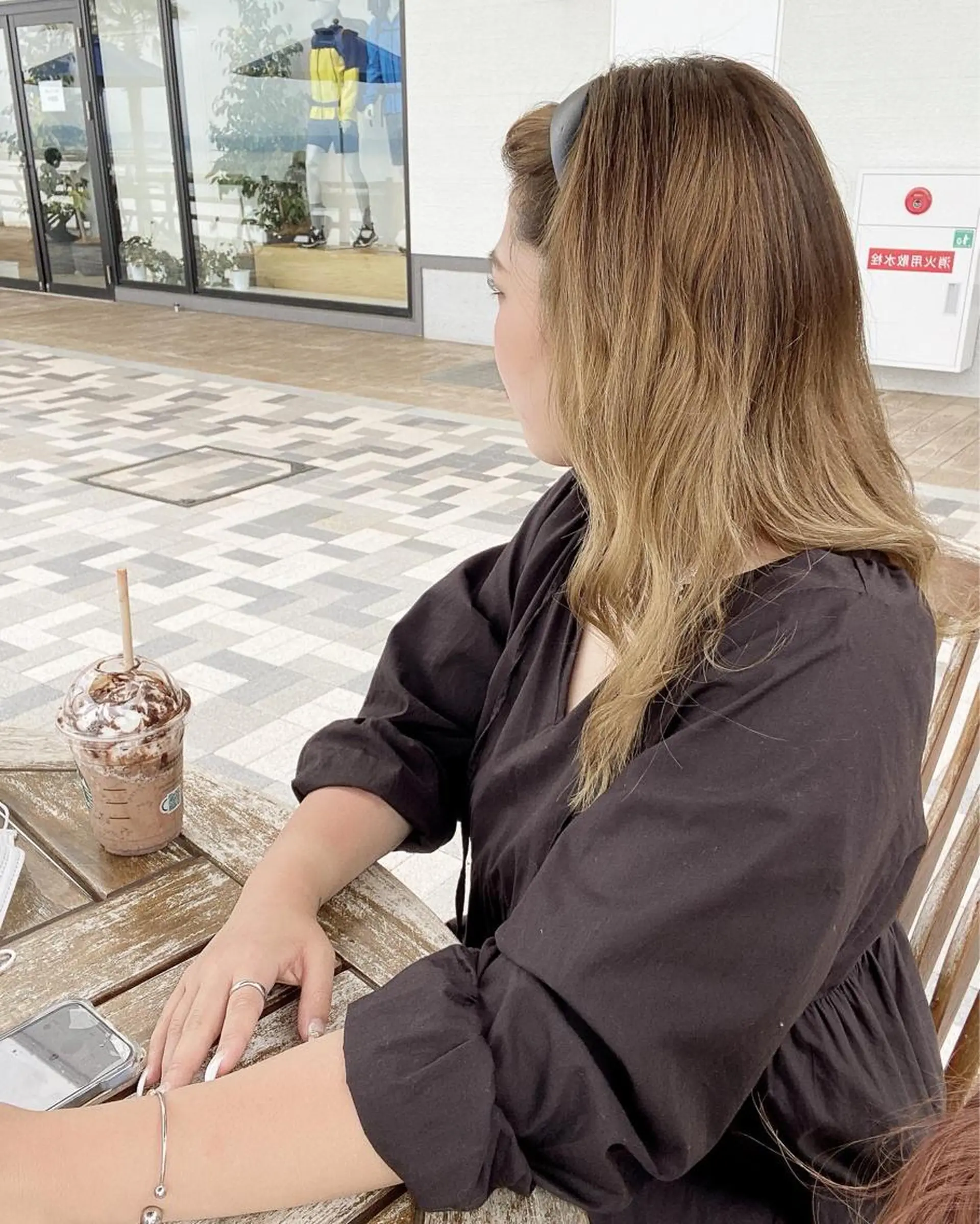 セミロング カラー カット ヘアカラー トリートメント Designer EGGのマツエク・マツパデザイン