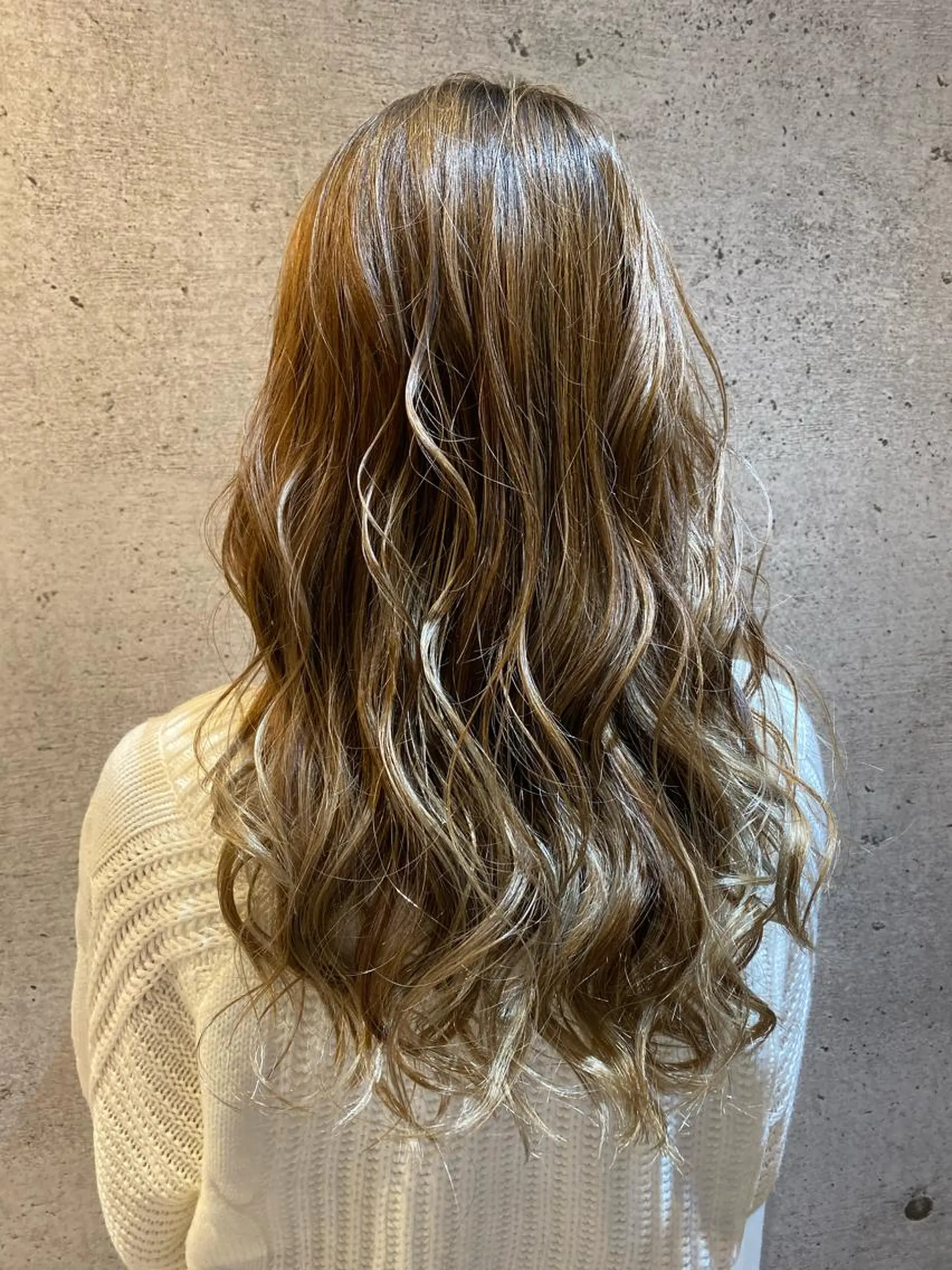 セミロング カラー カット ヘアカラー トリートメント 久保 敏之のヘアスタイル