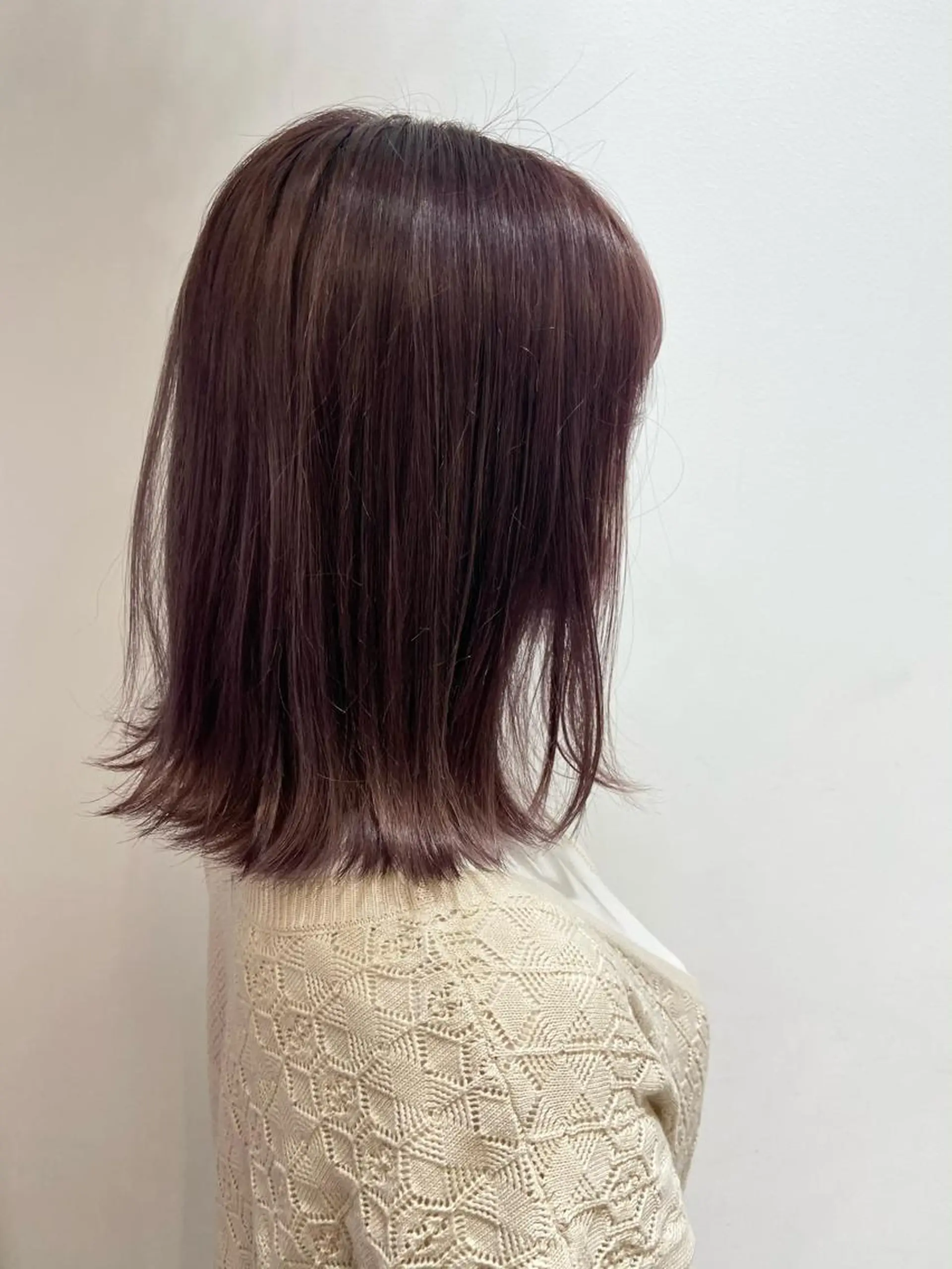 ミディアム カラー ヘアカラー トリートメント 🐺ウルフ/レイヤー 似合わせ‎🤍沙羅のヘアスタイル