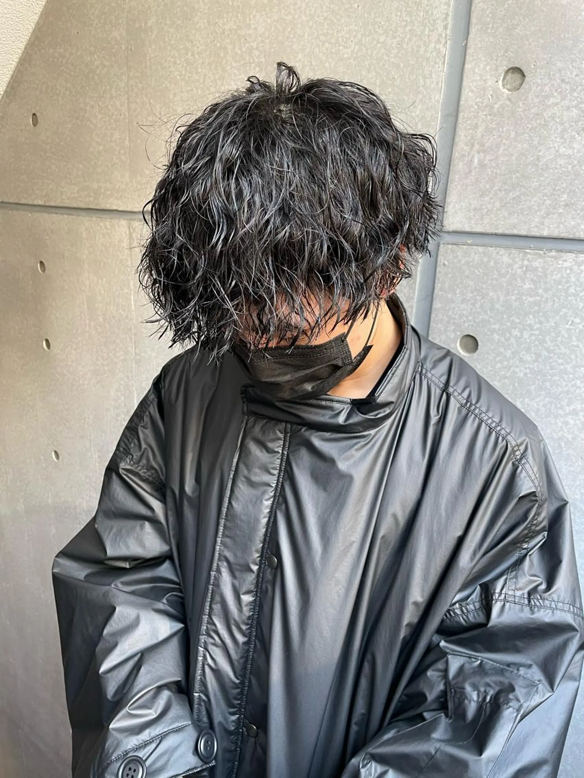 メンズ 🤎ベージュカラー 🐶メンズパーマのヘアスタイル