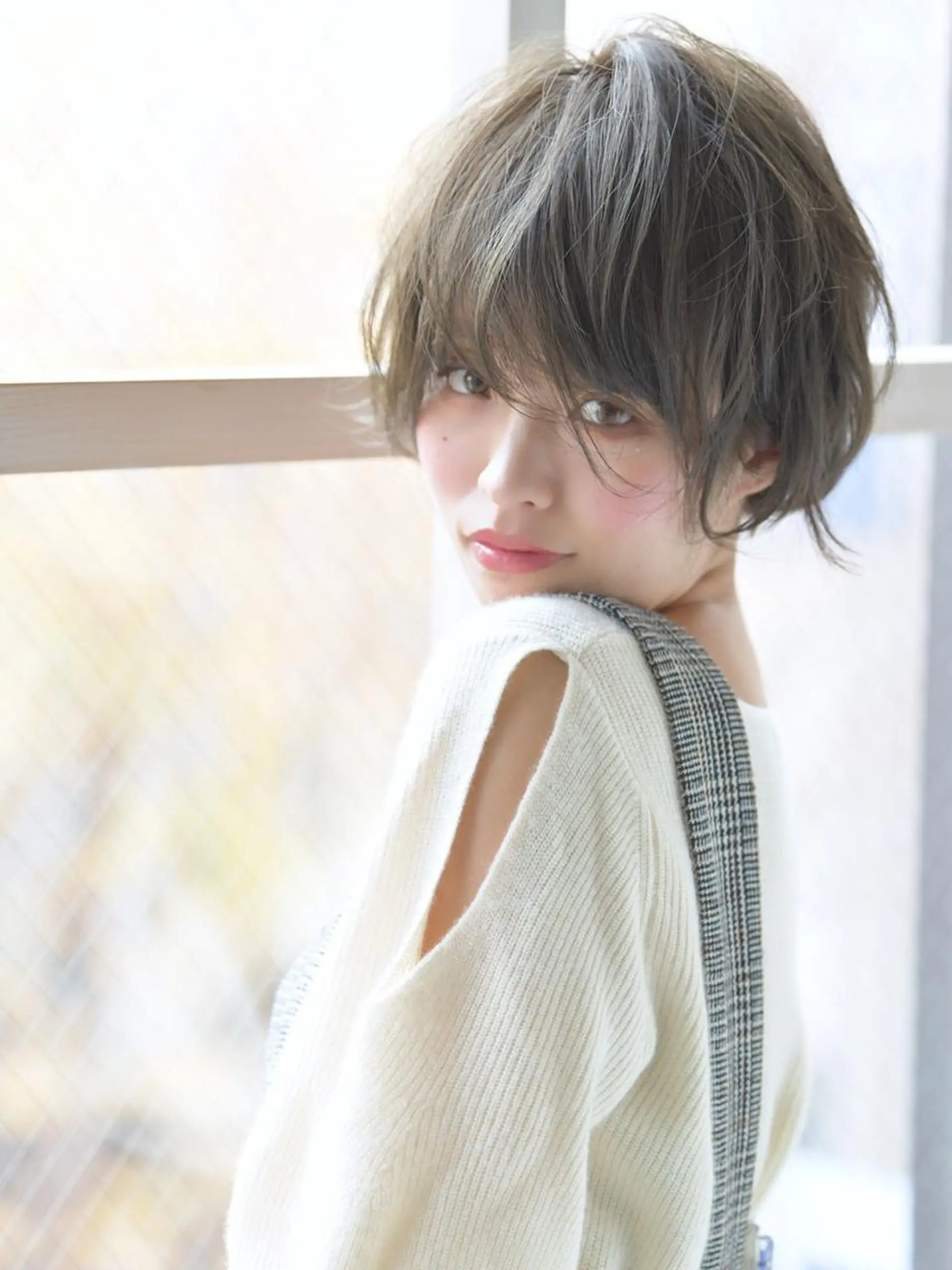 ショート カラー パーマ マーブル東京 三軒茶屋 美容室のヘアスタイル