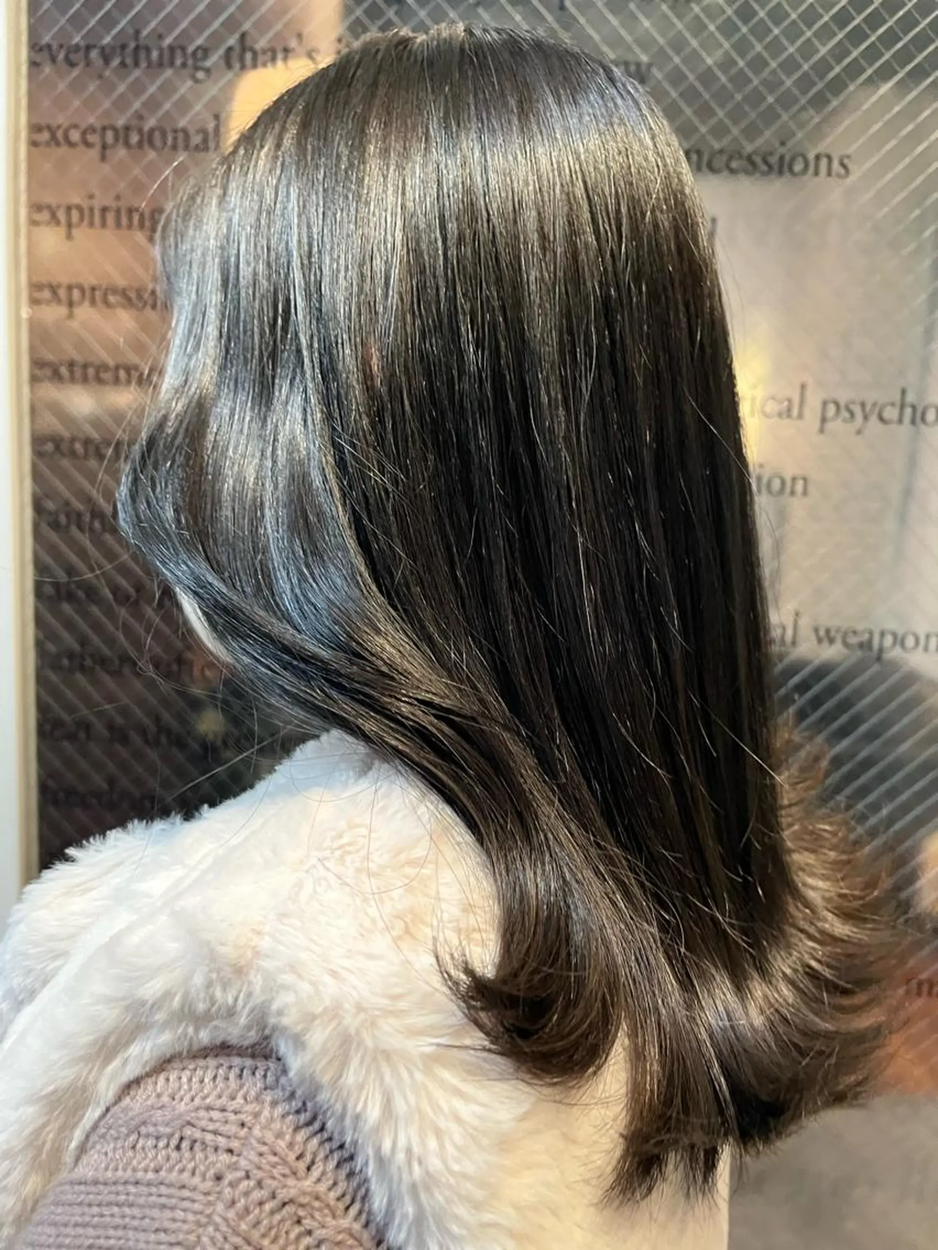 カラー こまつばらみお/レイ ヤー/ダブルカラーのヘアスタイル