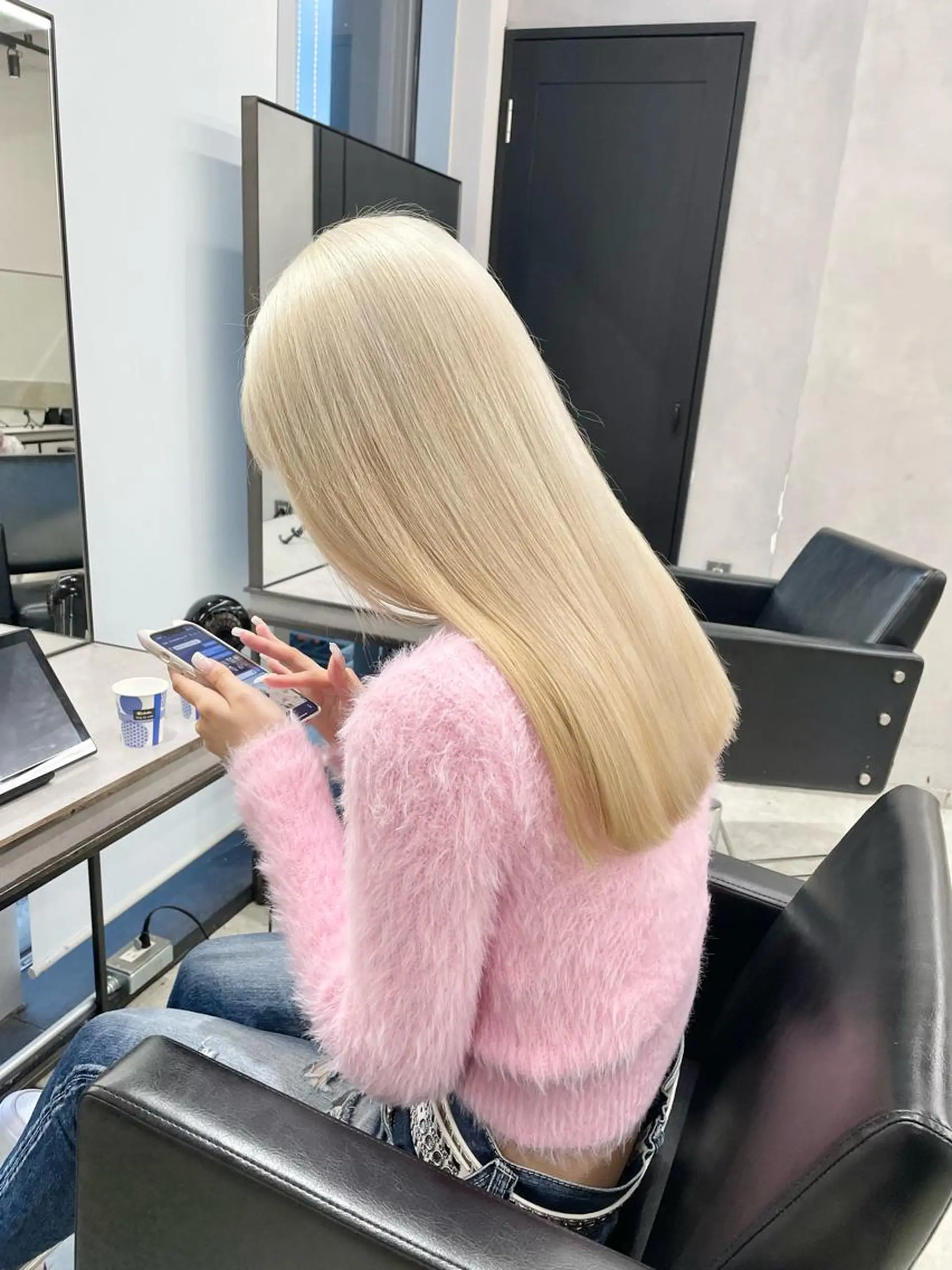 ロング カラー ブロンド ホワイトブロンド ヘアカラー トリートメント ヘアセット ブロンド・ハイトーン /遠藤将太のヘアスタイル