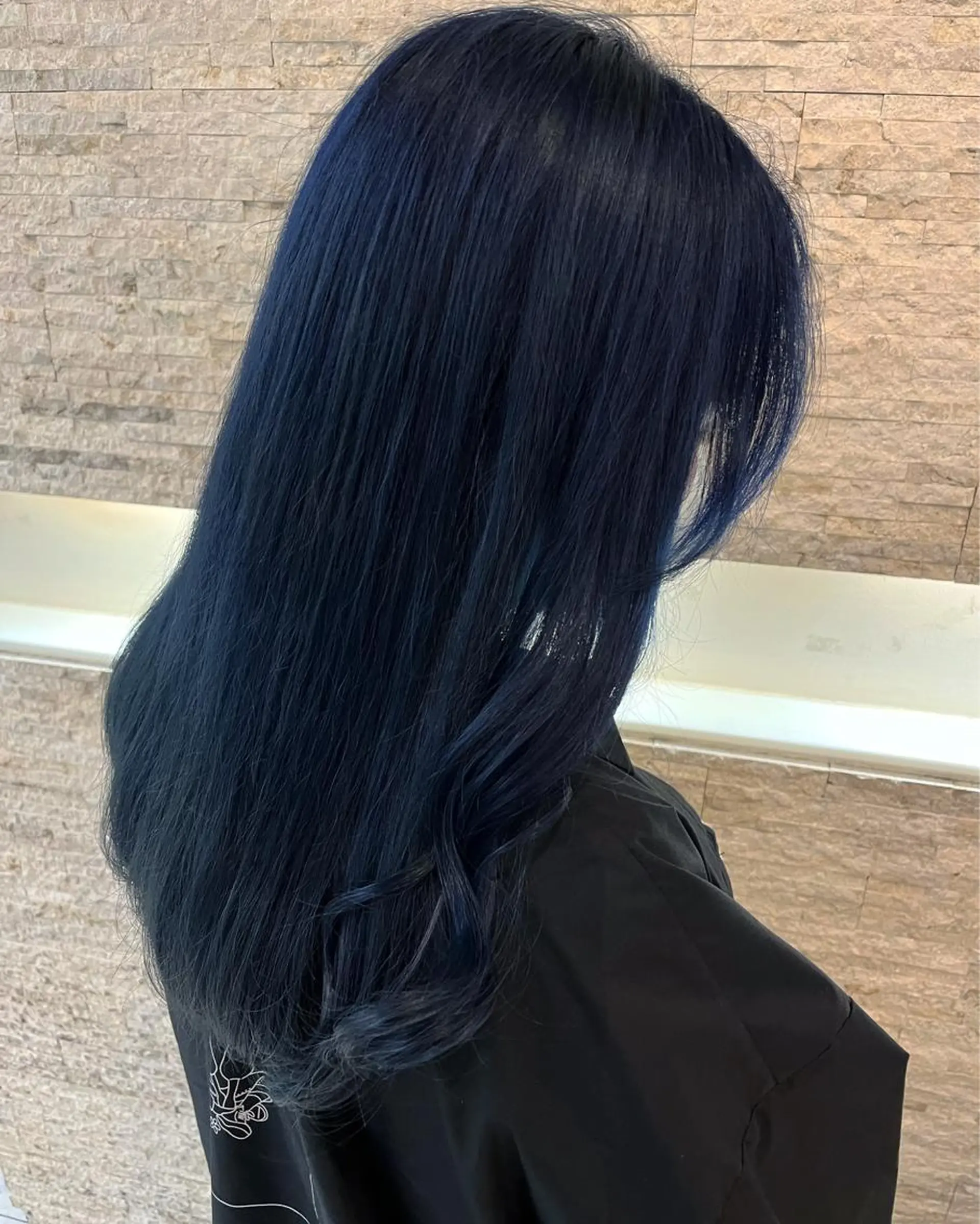 ロング カラー 黒髪 ブルーカラー ブルーブラック カット ヘアカラー トリートメント ヘアセット 韓国/インナーカラー 🍑YUI🍑のヘアスタイル