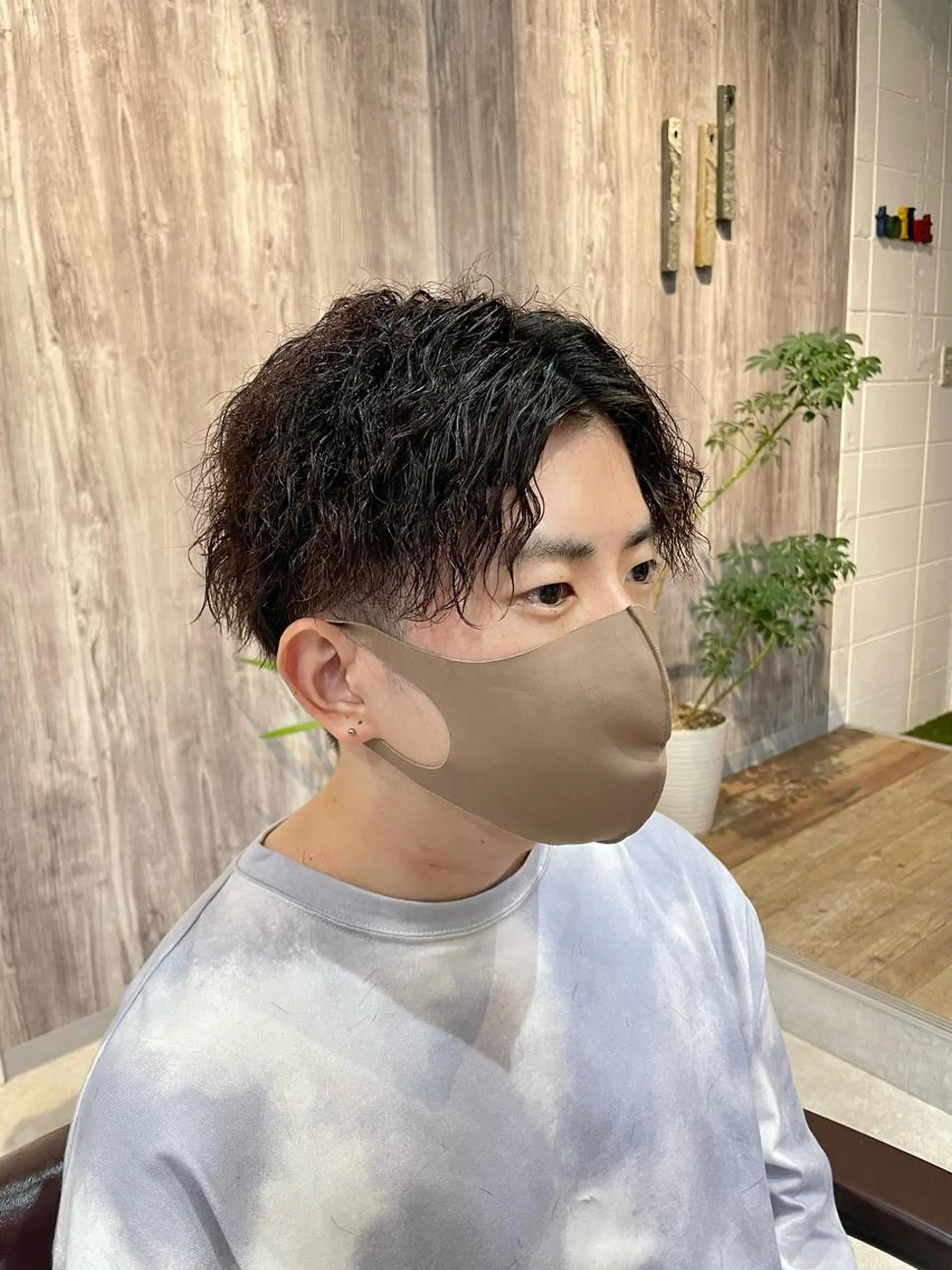 メンズ メンズパーマ メンズツイストパーマ ツイストパーマ Geniee horie所属・ともや 髪質改善縮毛矯正のヘアスタイル