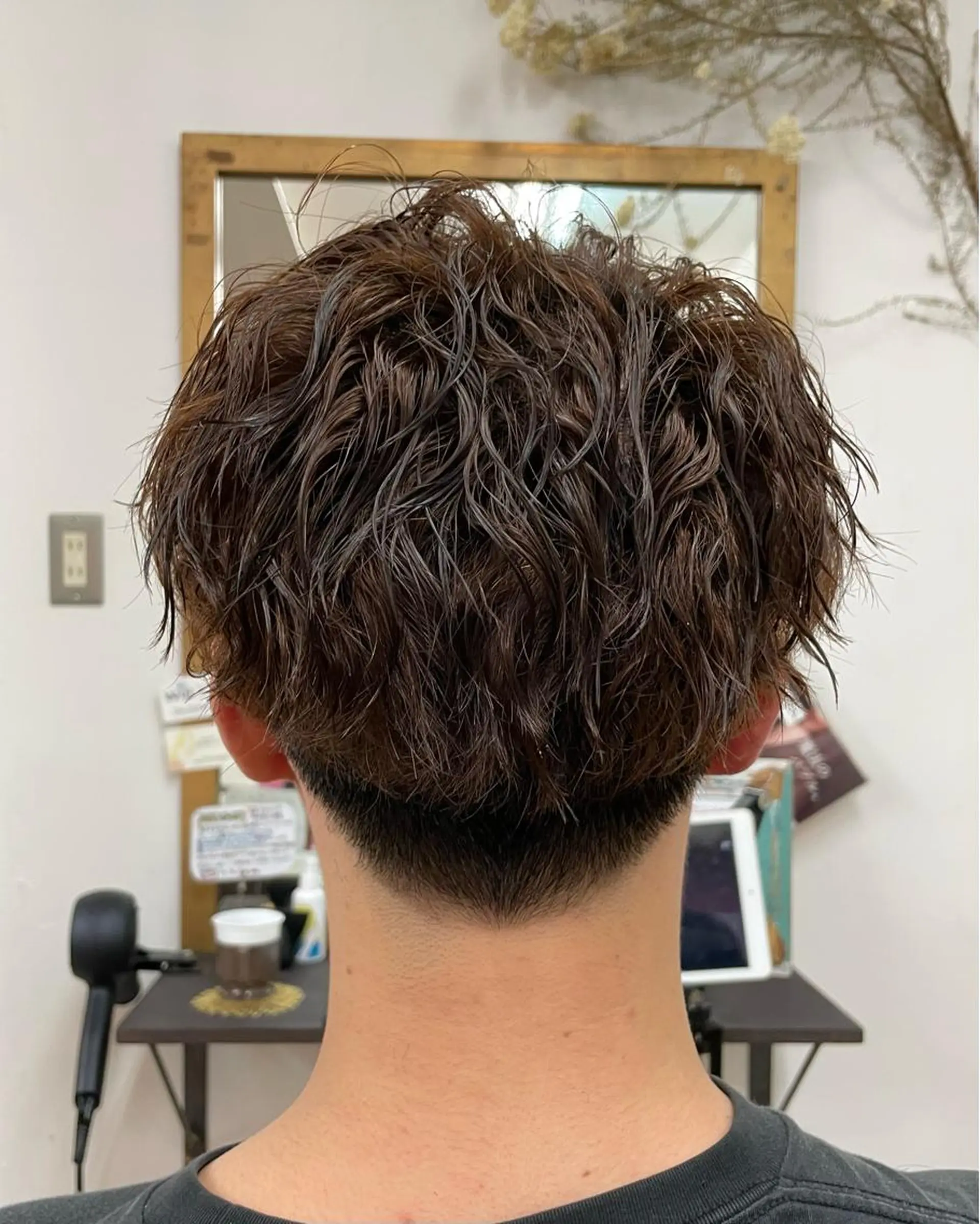 ショート パーマ メンズ メンズパーマ JERICHO HAIR所属・ユ カの眉毛・アイブロウイメージ