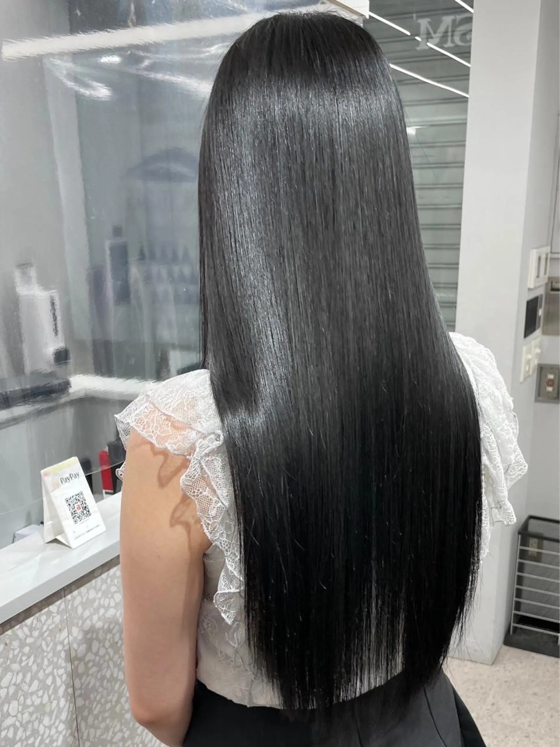 ロング カット 縮毛矯正 🖤🤍石川 アイリ🤍🖤のネイルデザイン