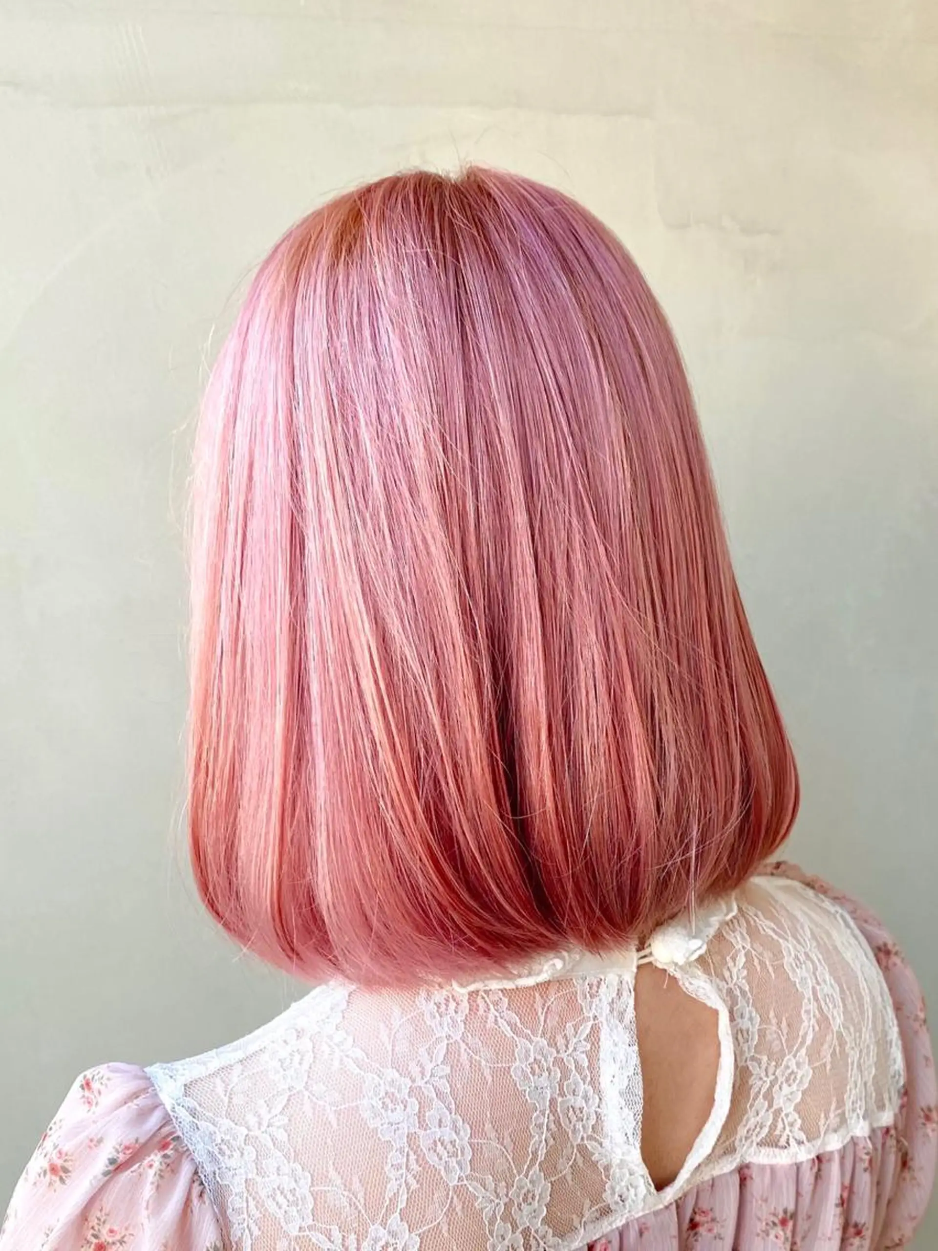 ミディアム ANGELICA 吉川智昭のヘアスタイル